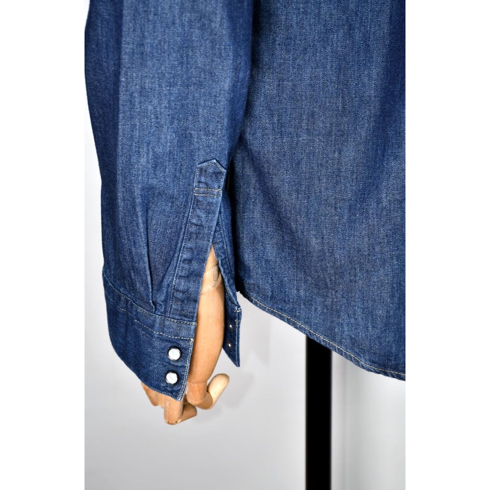 Levi's Levi's Barstow Shirt Denim Men's 2XL Barstow Shirt Denim Casual Western Snap Button-Up Pockets Blue Cotton Denim Shirt 2XL Mens Mens Size US XXL / EU 58 / 5 - 4 Thumbnail