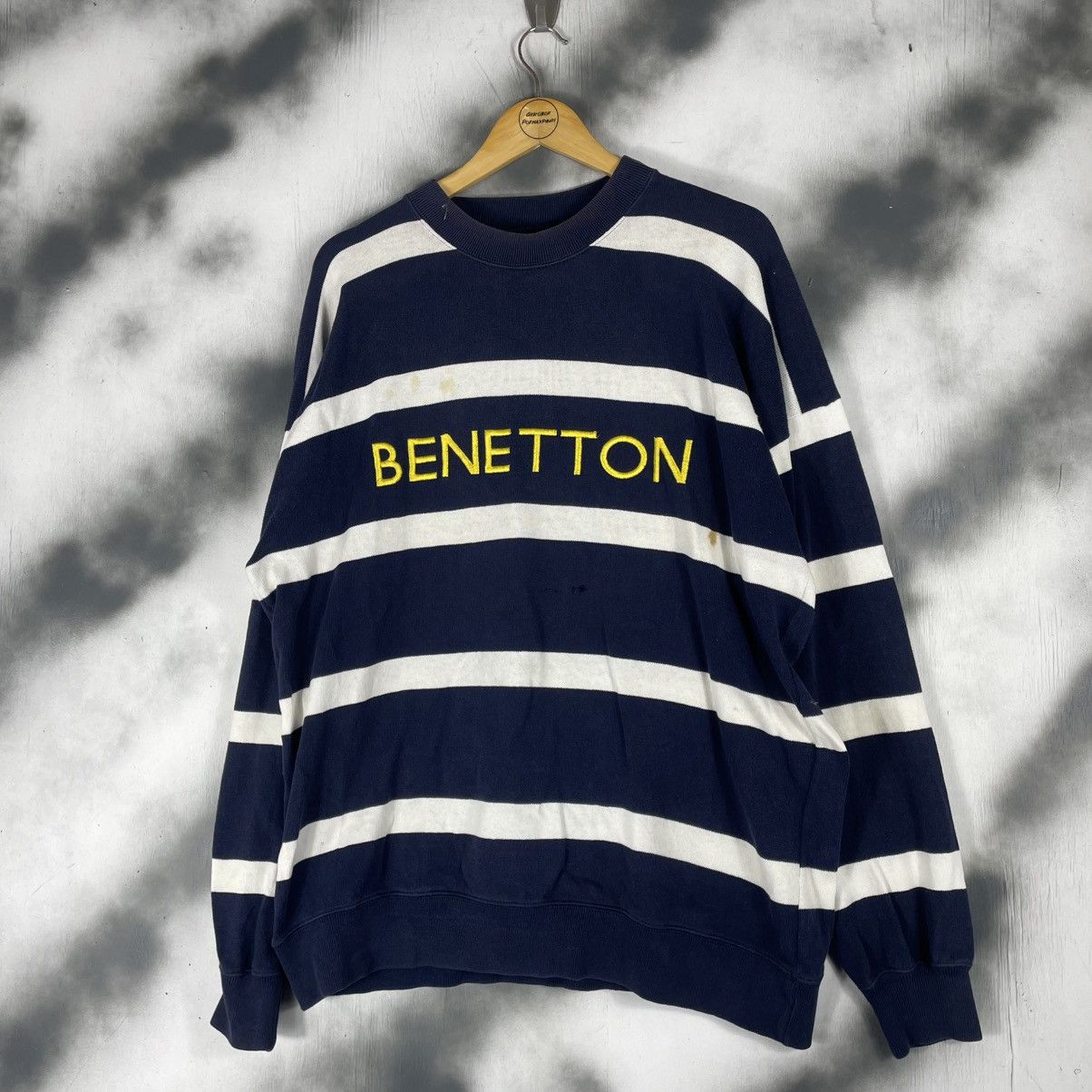United Colors Of Benetton United Colors of Benetton Spellout Sweatshirt Size US XL / EU 56 / 4 - 1 Thumbnail