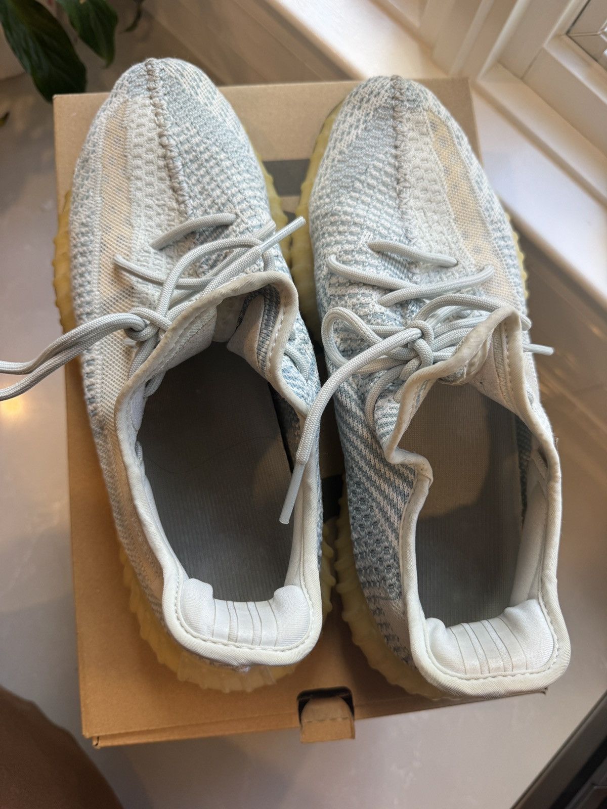 Adidas × Kanye West × Yeezy Yeezy Boost 350 Cloud Size 12 Size US 12 / EU 45 - 5 Thumbnail