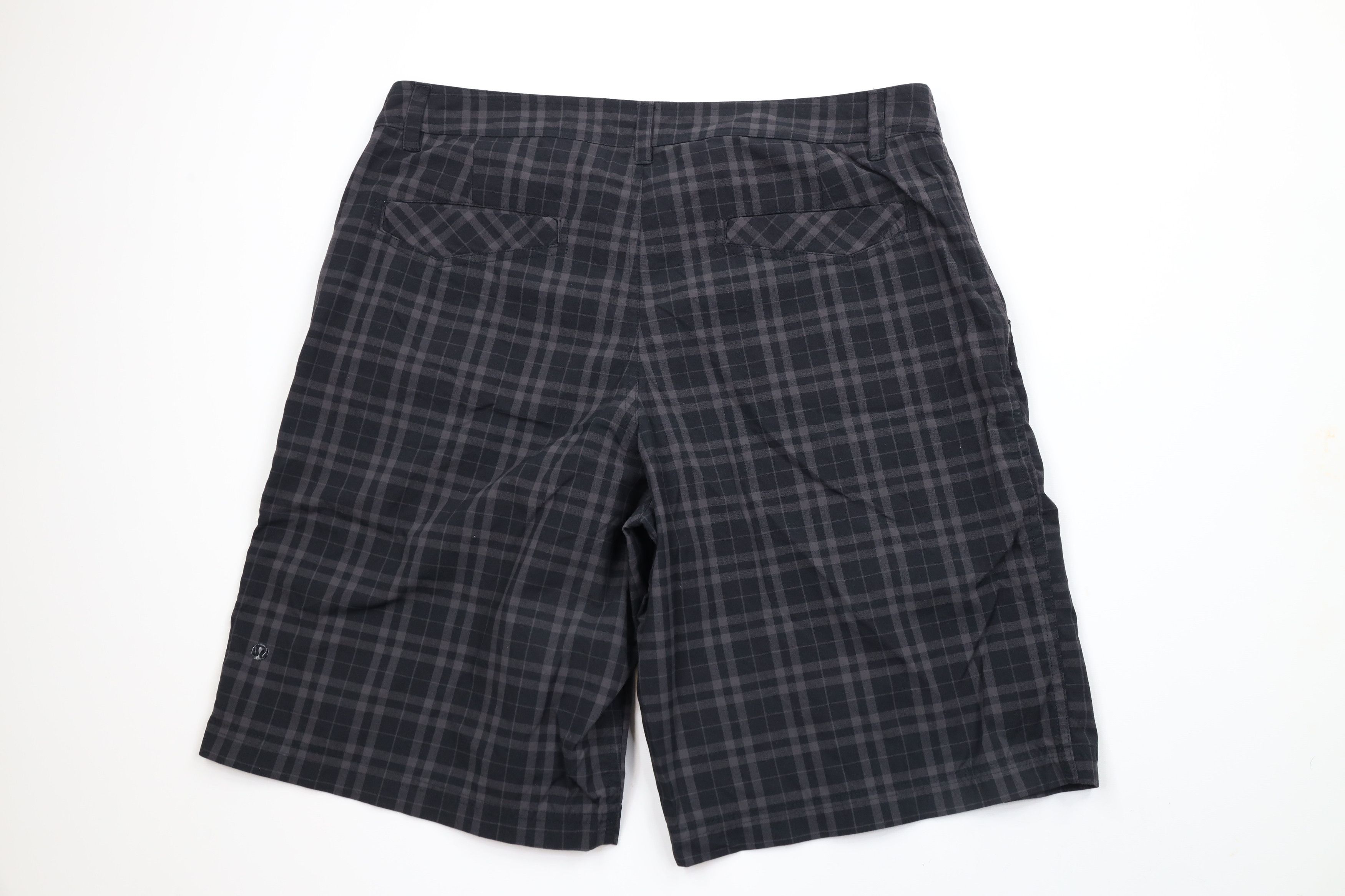Lululemon × Vintage Lululemon Kahuna Golfing Golf Chino Shorts Gray Plaid Size US 34 / EU 50 - 9 Thumbnail