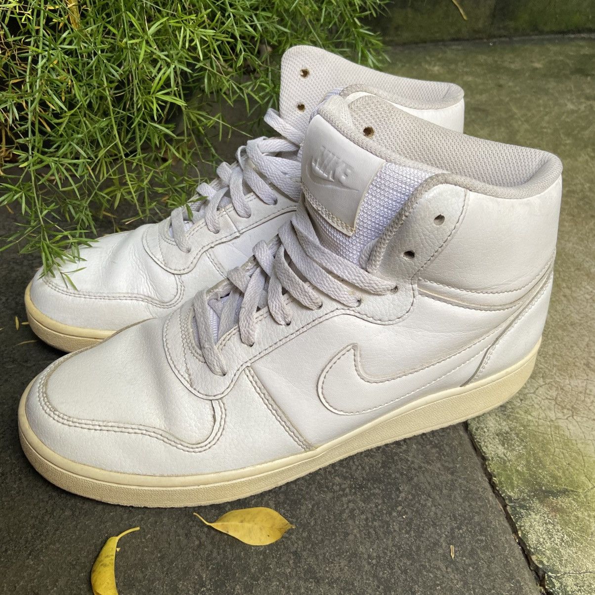 Nike Nike Ebernon Mid 'Triple White AQ1773-100 Size US 8 / EU 41 - 4 Thumbnail