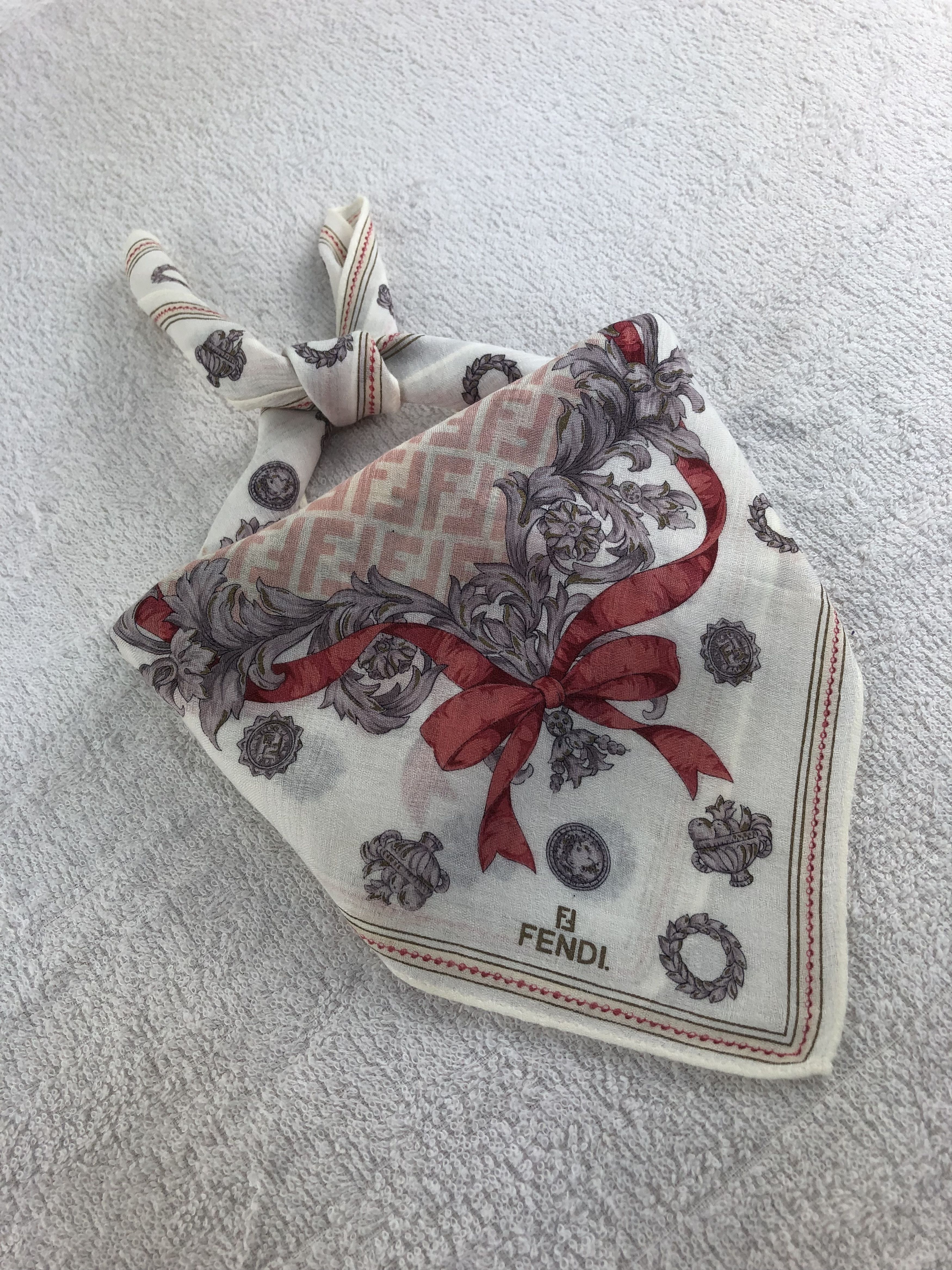 Vintage Fendi Handkerchief / Bandana / Neckerchief C322 Size ONE SIZE - 1 Thumbnail