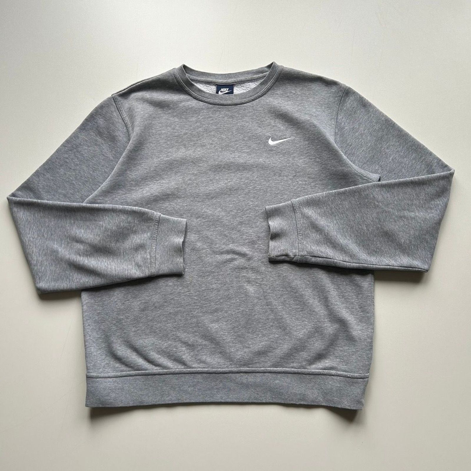Nike Vintage Y2K Nike Swoosh Crewneck Sweatshirt Medium Gray Rare Size US M / EU 48-50 / 2 - 1 Thumbnail