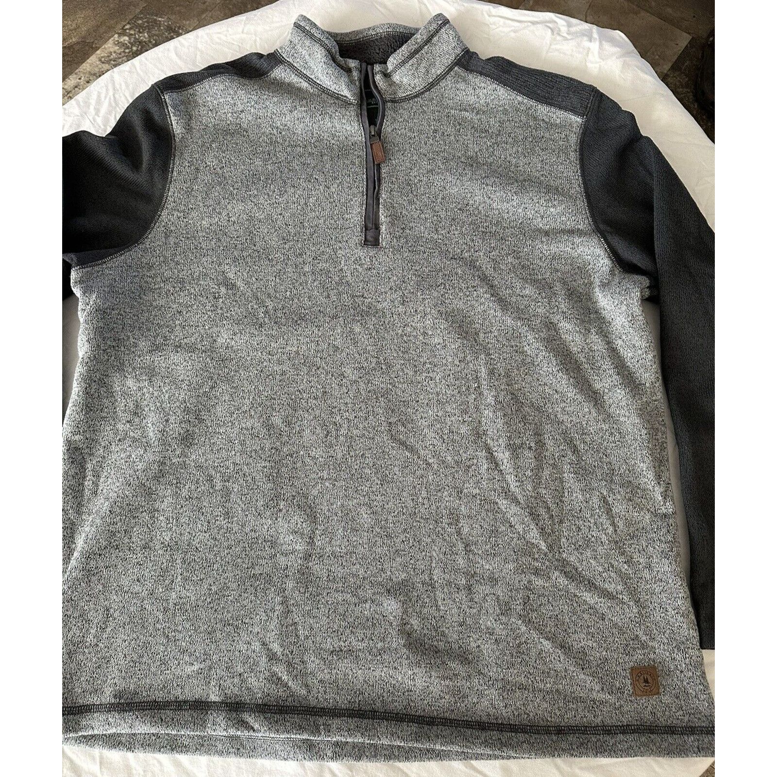 G.H. Bass & Co. G.H. Bass & Co. Mens XL Gray Speckle w/Solid Sleeves Thermal Size US XL / EU 56 / 4 - 2 Thumbnail