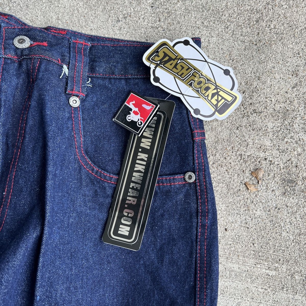JNCO × Tripp NYC × Vintage Rare Vintage Y2K KIKWEAR Super baggy cargo jeans NWT Size US 30 / EU 46 - 4 Thumbnail