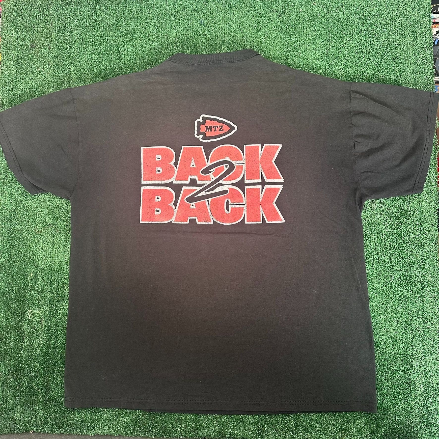 Russell Athletic Vintage Y2K Apollo Football T-Shirt Faded Black Grunge Distr Size US XL / EU 56 / 4 - 5 Thumbnail
