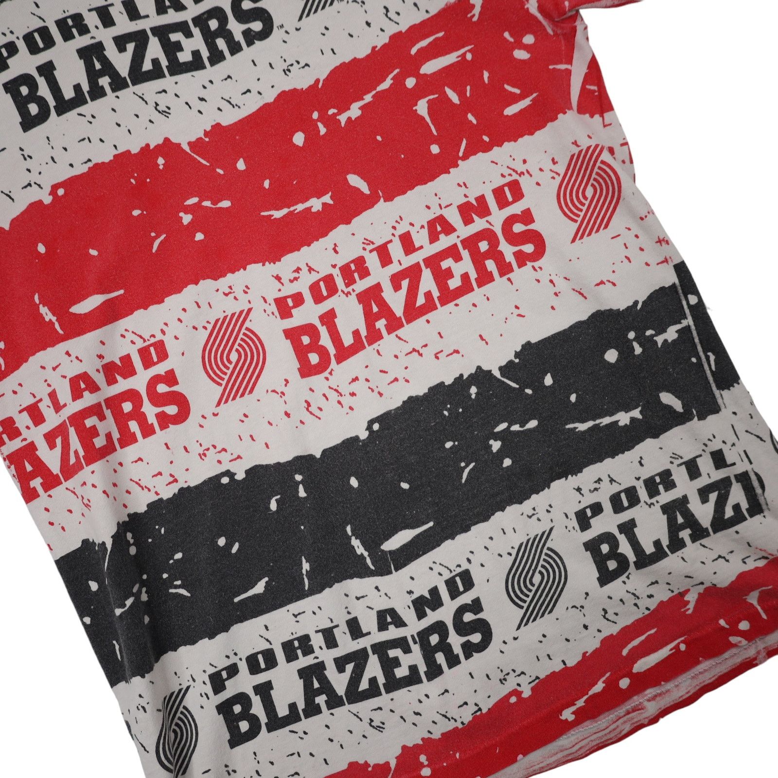 NBA × Vintage Vintage Portland Trailblazers Allover Print Graphic T Shirt Size US M / EU 48-50 / 2 - 3 Thumbnail