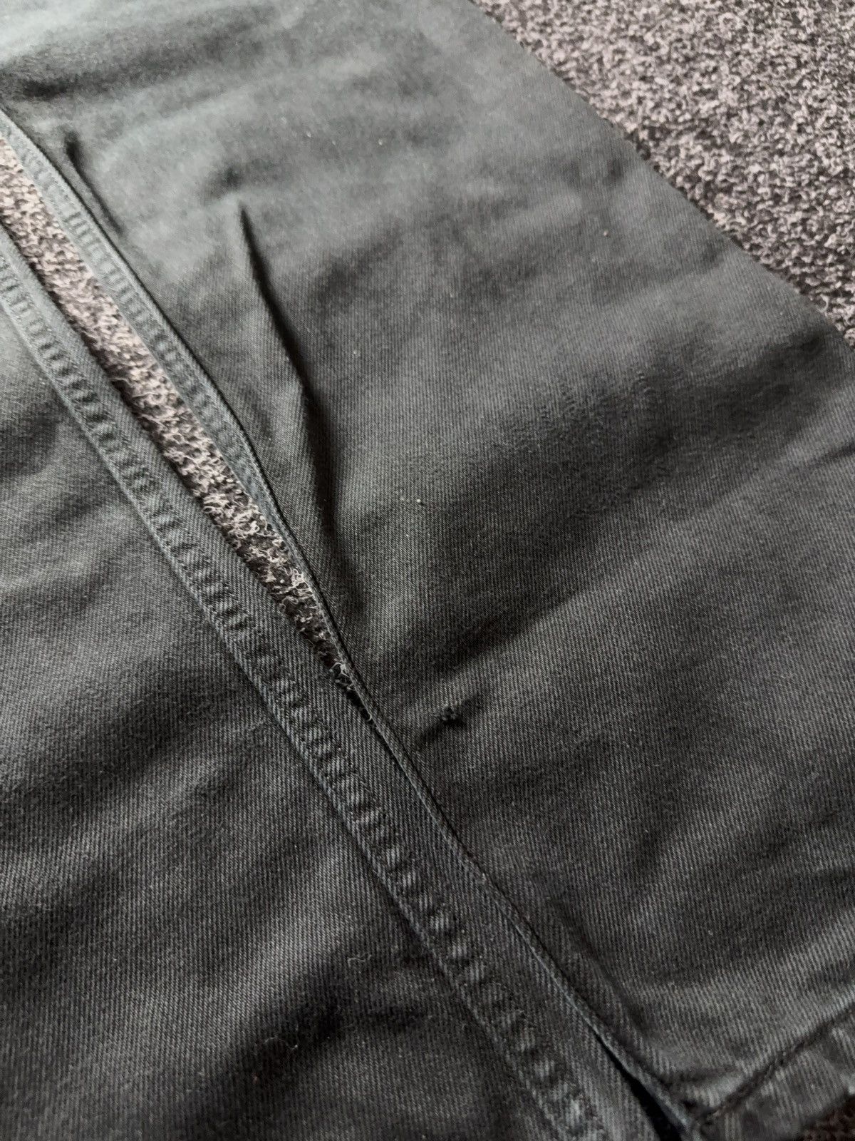 Levi's Vintage Clothing 90s Levis 751 USA Black Faded Distressed Denim Jeans Vintage Size US 33 - 14 Thumbnail