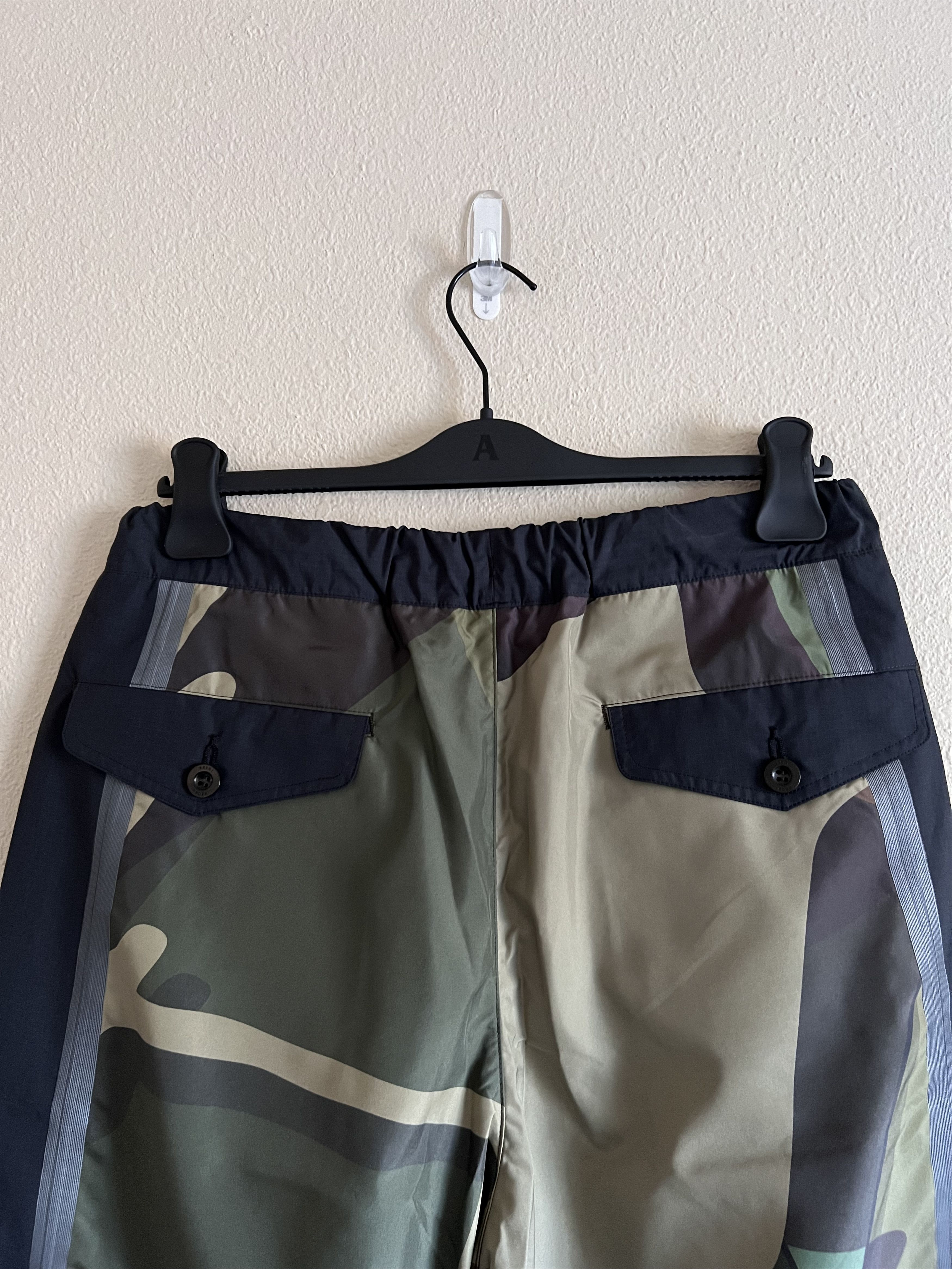 Kaws Kaws Sacai Printed Track Pants Green Size US 30 / EU 46 - 5 Thumbnail
