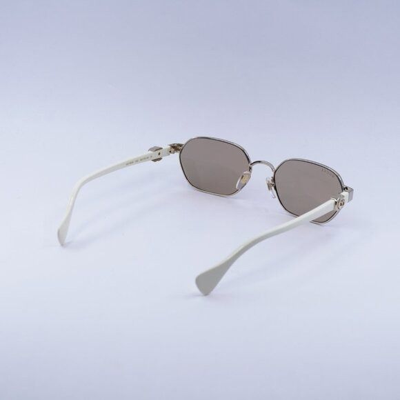 Gucci Gucci GG1593S 002 Sunglasses Endura Gold Oval Frame, Nude Size ONE SIZE - 9 Thumbnail