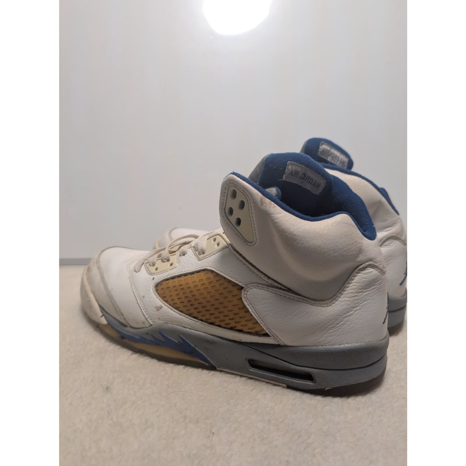 Nike Nike Jordan V 5 Stealth Athletic Sneakers Basketball Shoes 2006 Size 12 Mens White Blue Grey Size US 11 / EU 44 - 4 Thumbnail