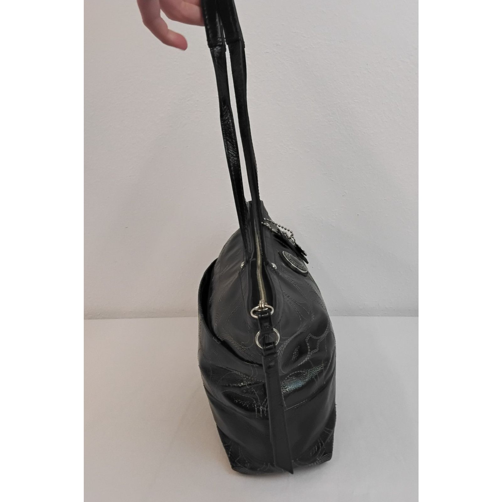 Coach Coach Signature Stitch Tote Bag Black Patent Leather Size ONE SIZE - 5 Thumbnail
