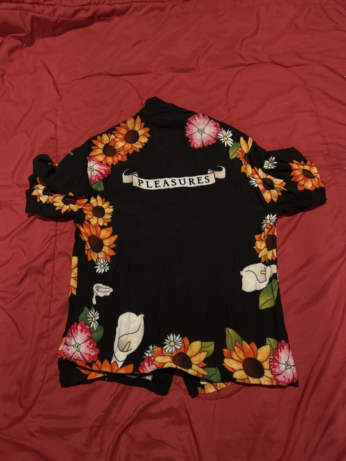 Pleasures Pleasures Sacred Heart shirt Size US L / EU 52-54 / 3 - 3 Thumbnail