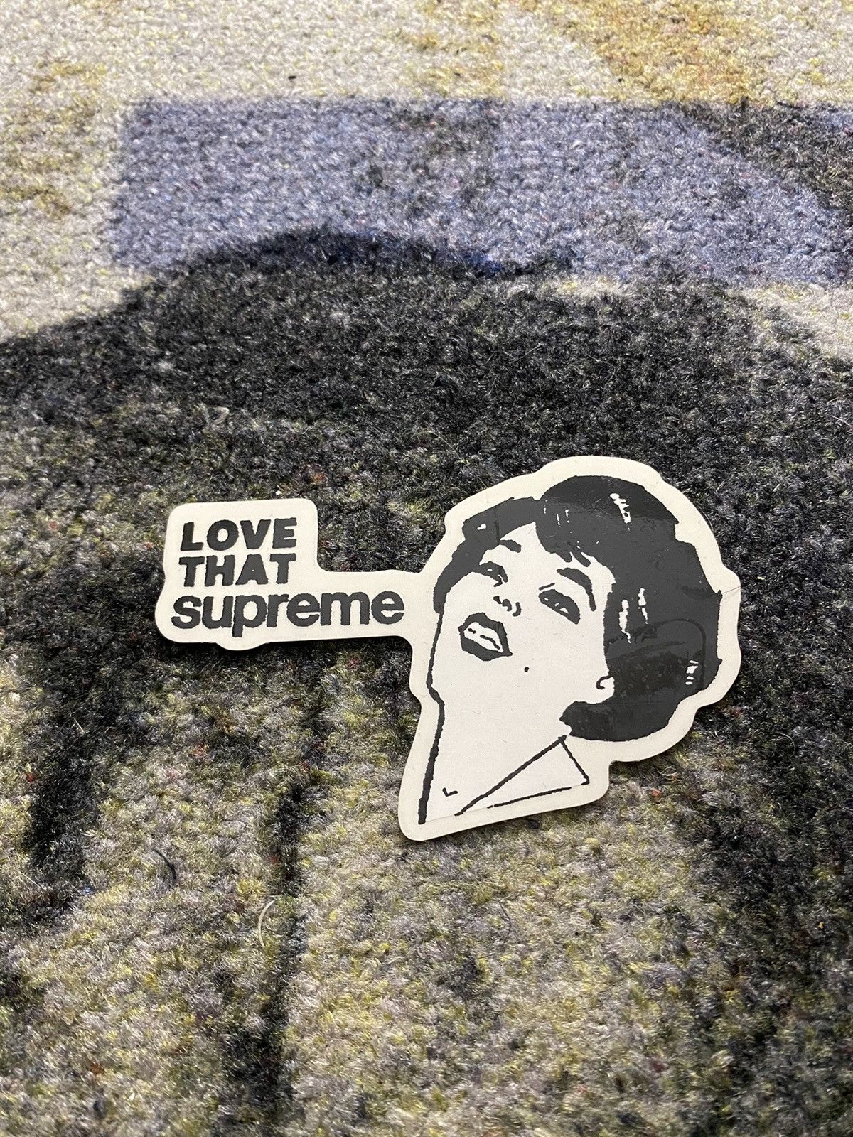 Supreme Supreme Love That Sticker Size ONE SIZE - 1 Preview