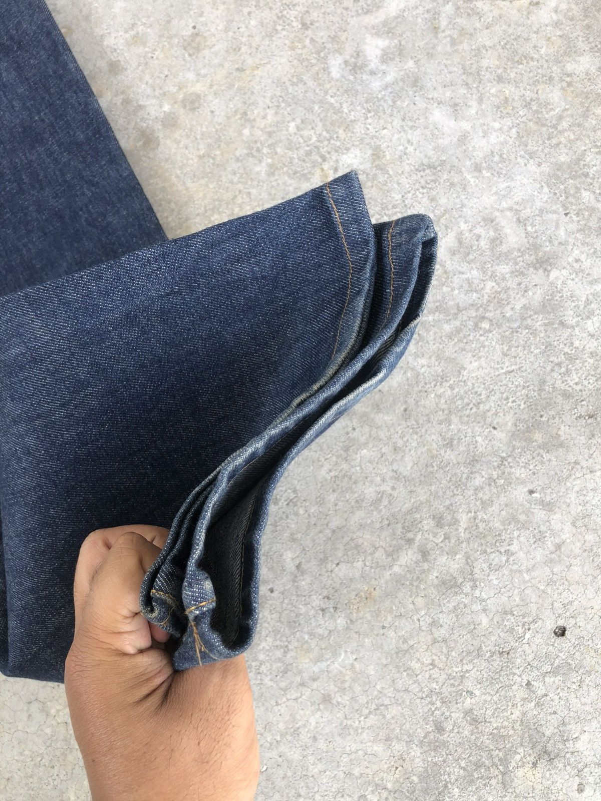 Helmut Lang Helmut Lang Jeans Classic Raw Denim Classic Size US 31 - 13 Thumbnail
