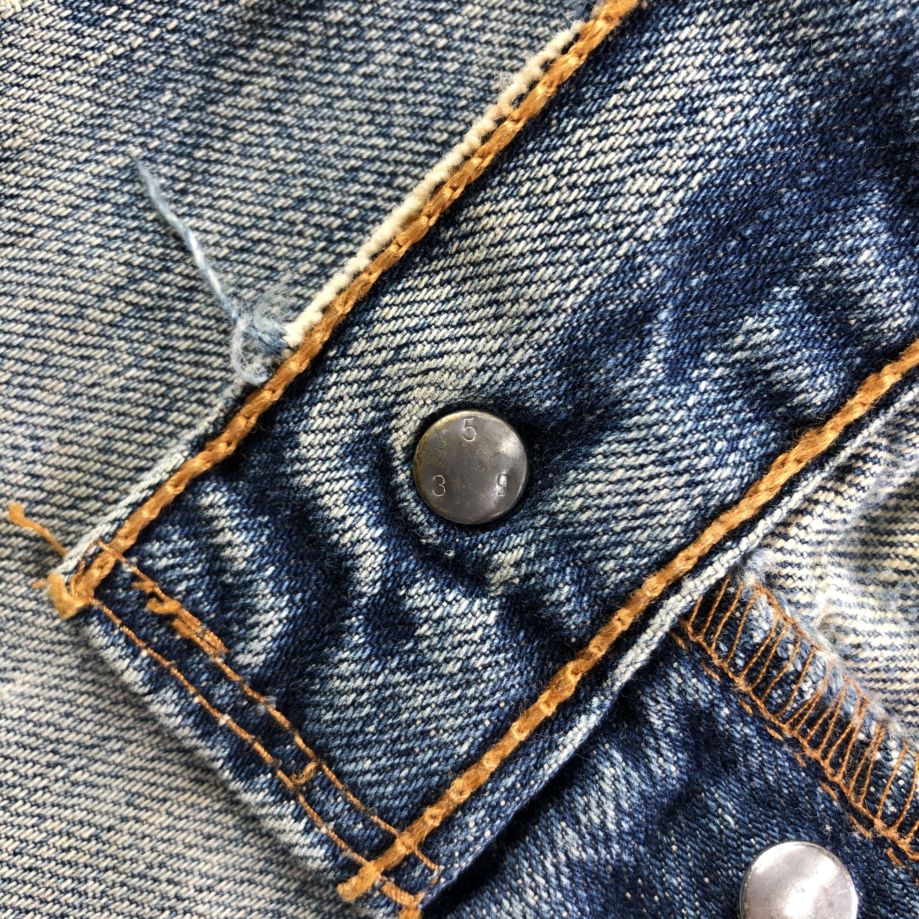 Levi's 90s Vintage Levis 501 Jeans Distressed Denim KJ2281 Size US 28 / EU 44 - 9 Thumbnail