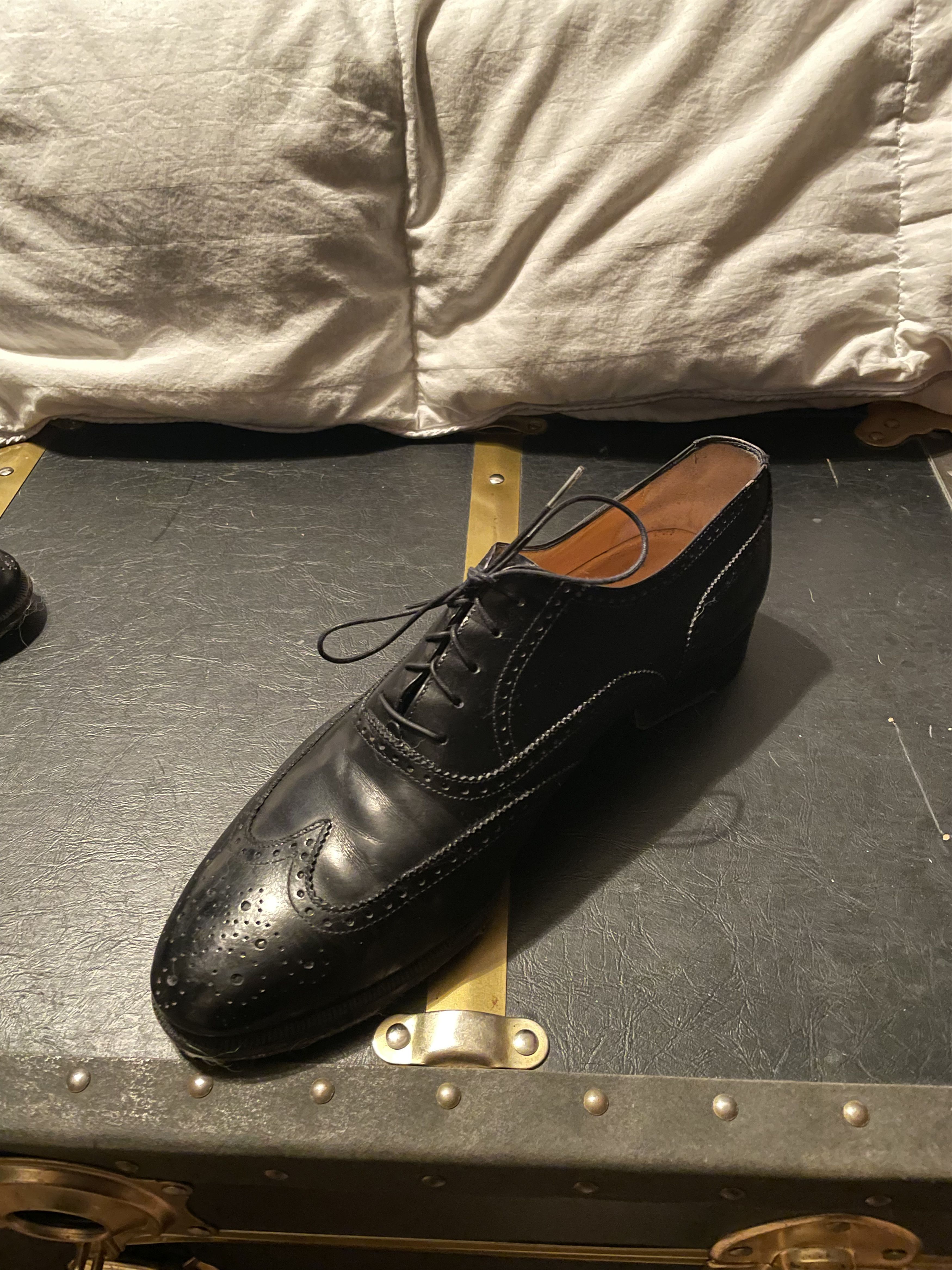 Salvatore Ferragamo Salvatore Ferragamo Black Leather Wingtip Oxford Shoes 9 Size US 9 / EU 42 - 2 Thumbnail