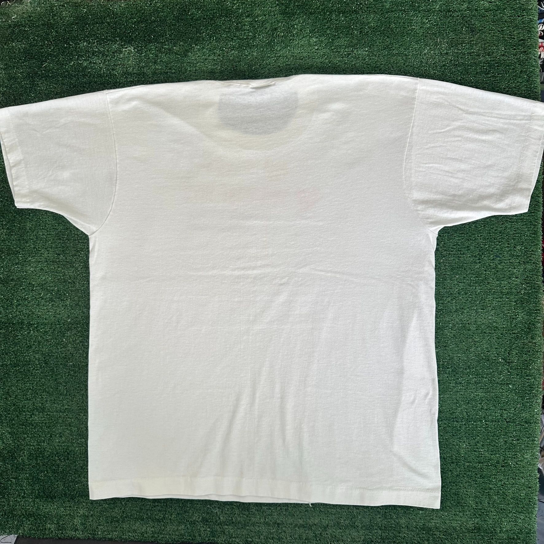 Vintage Vintage 90s Walmart 1679 T-Shirt Single Stitch Employee Prom Size US XL / EU 56 / 4 - 5 Thumbnail