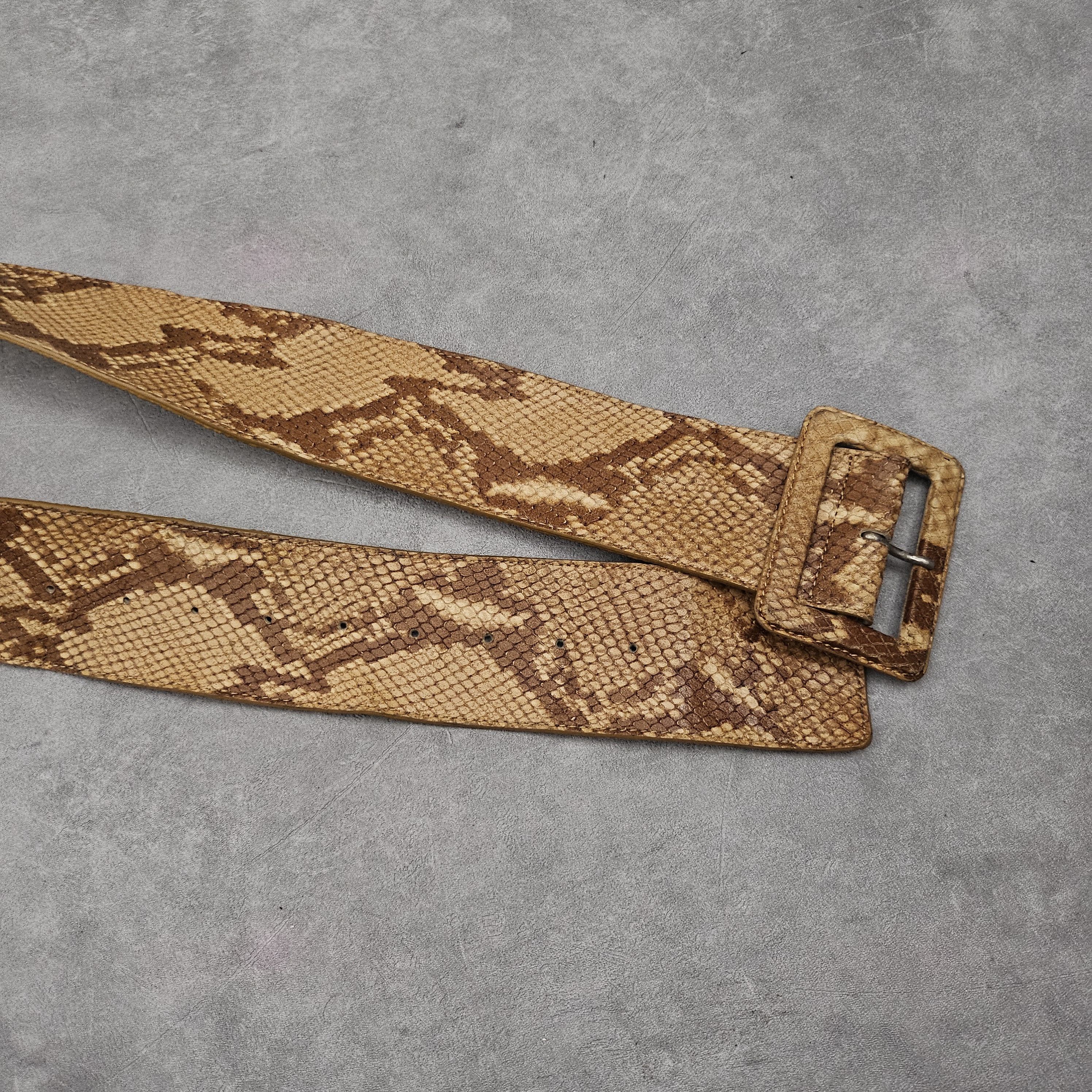 If Six Was Nine Brown vintage snakeskin belt Size ONE SIZE - 3 Thumbnail