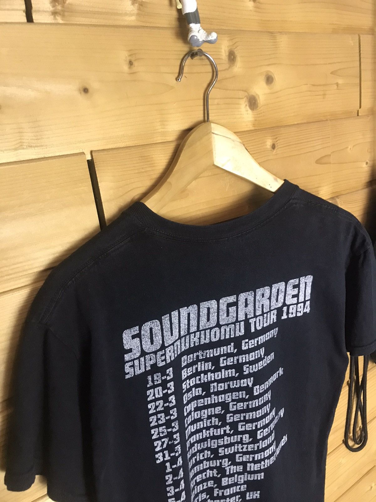 Band Tees Vintage Soundgarden Superunknown 1994 tour t-shirt Size US M / EU 48-50 / 2 - 12 Thumbnail