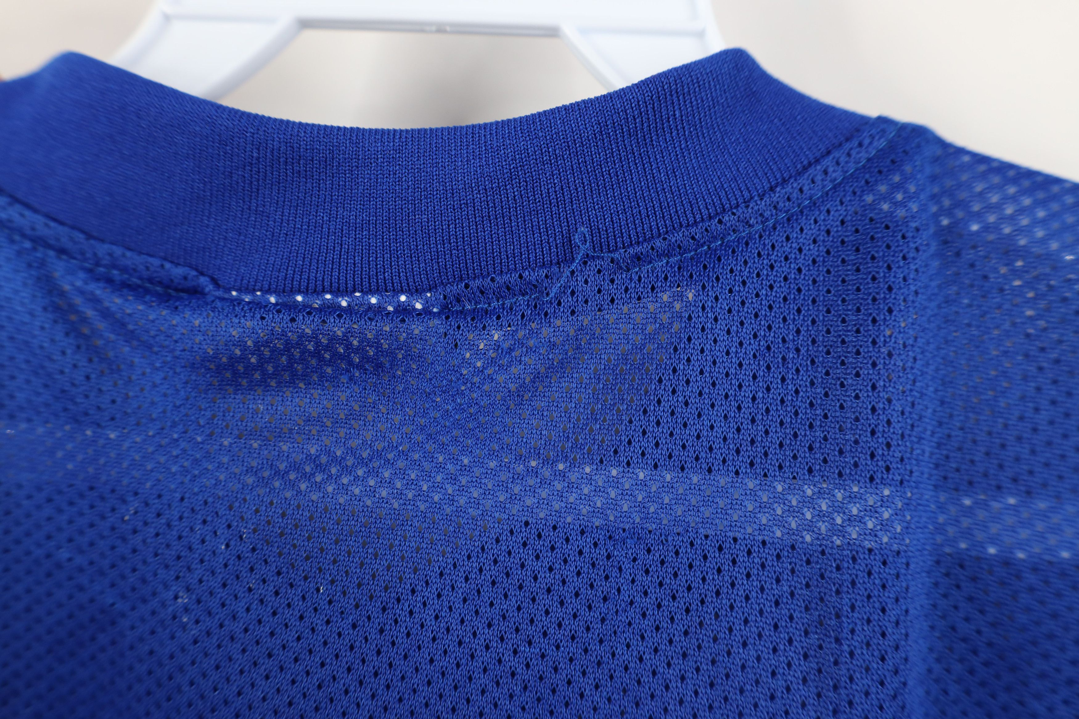 Vintage Vintage 90s University of Kentucky Mesh Jersey T-Shirt Blue Size US L / EU 52-54 / 3 - 10 Thumbnail