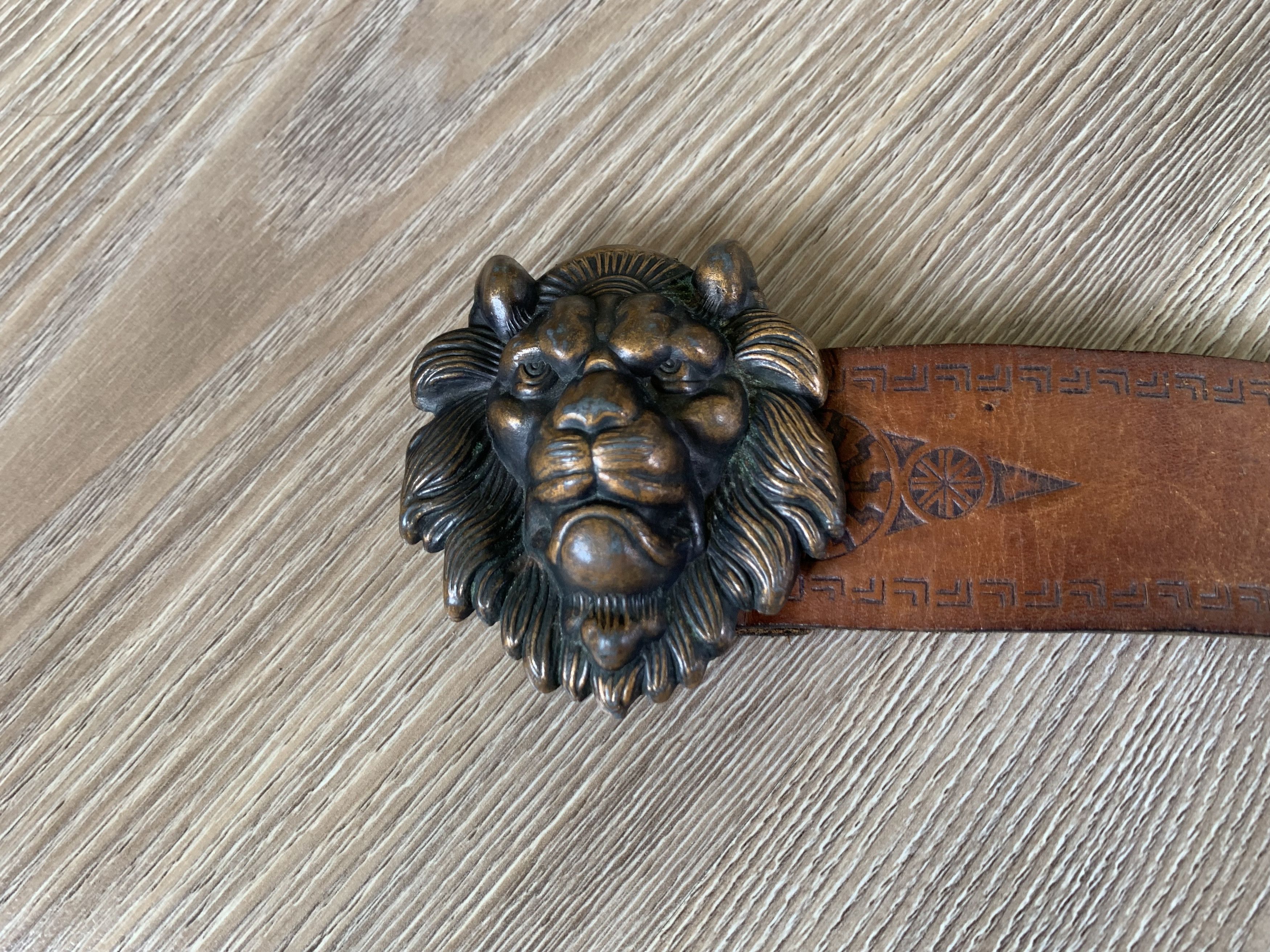 Handmade × Vintage Lion Head Handmade Embossed Leather Belt Size ONE SIZE - 3 Thumbnail