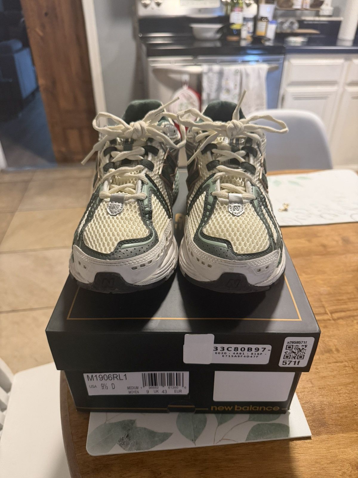 Aime Leon Dore × New Balance Aimé Leon Dore x New Balance 1906R ‘Green’ Size US 9.5 / EU 42-43 - 1 Thumbnail