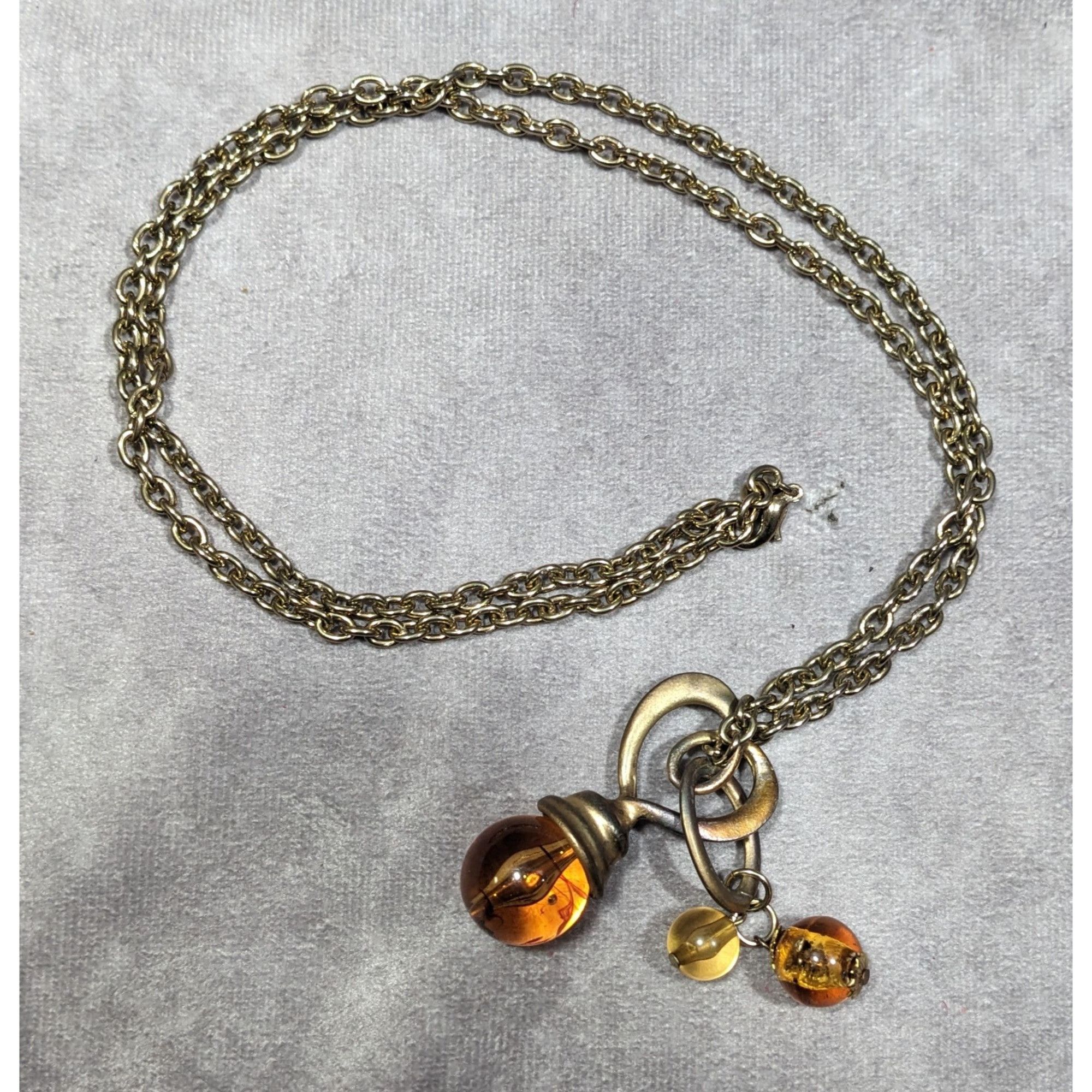 Other Vintage Honey Glass Beaded Charm Pendant Necklace Size ONE SIZE - 10 Thumbnail