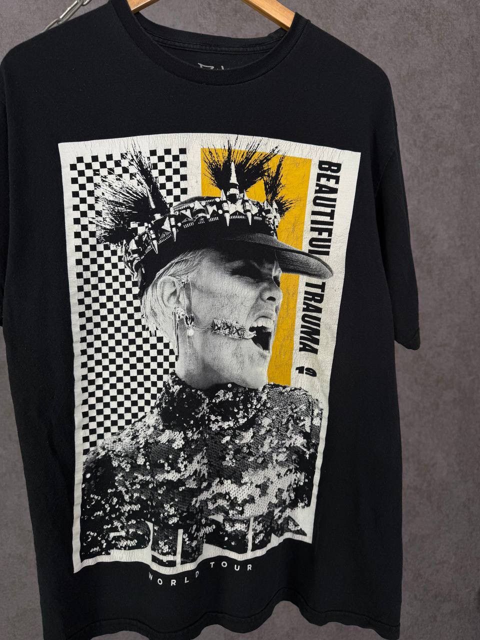 Pink Pink band tour tee Size US XL / EU 56 / 4 - 4 Thumbnail