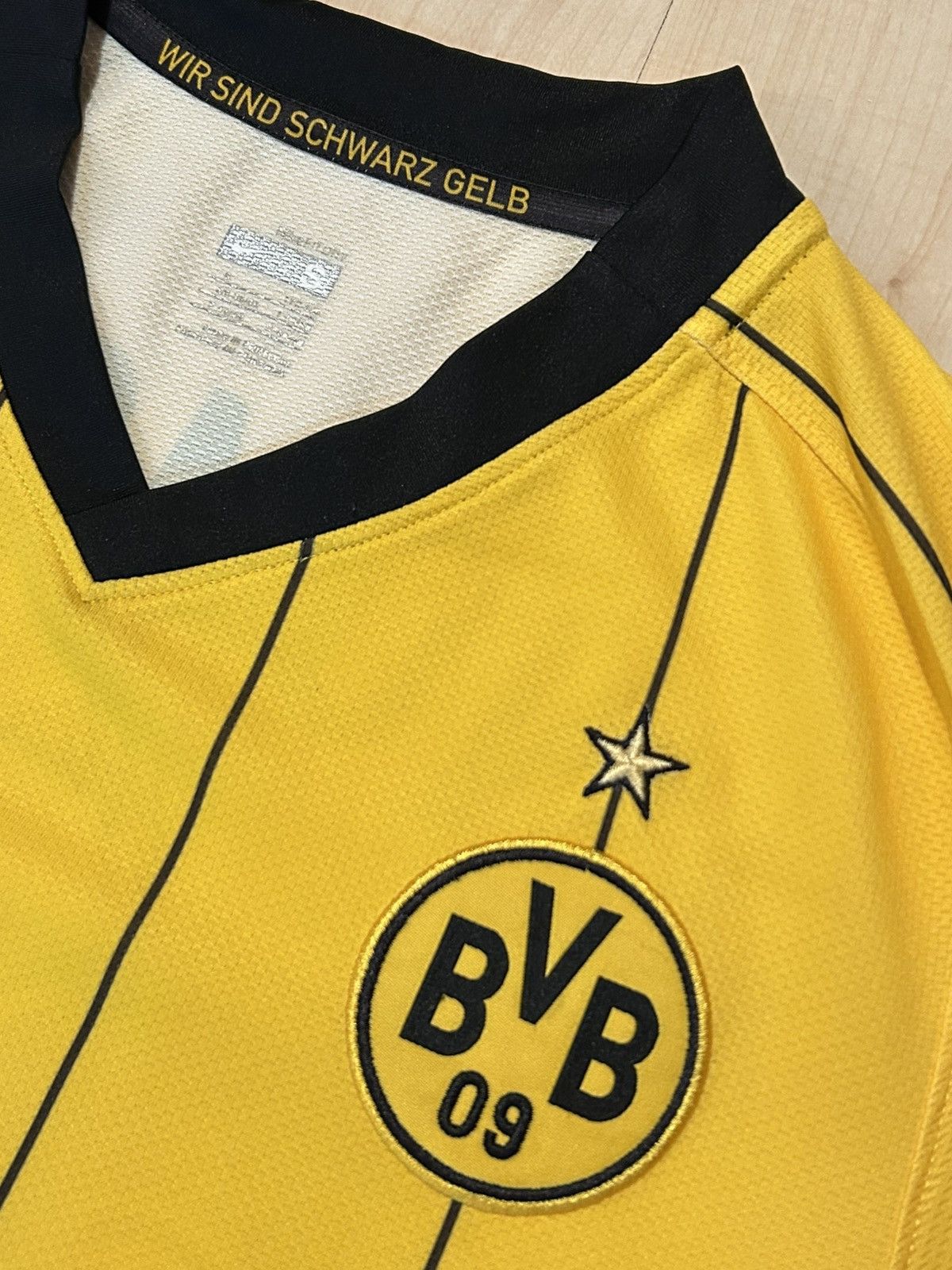 Nike × Vintage Borussia Dortmund 2008/09 home jersey Patrick Owomoyela’s#25 Size US S / EU 44-46 / 1 - 6 Thumbnail