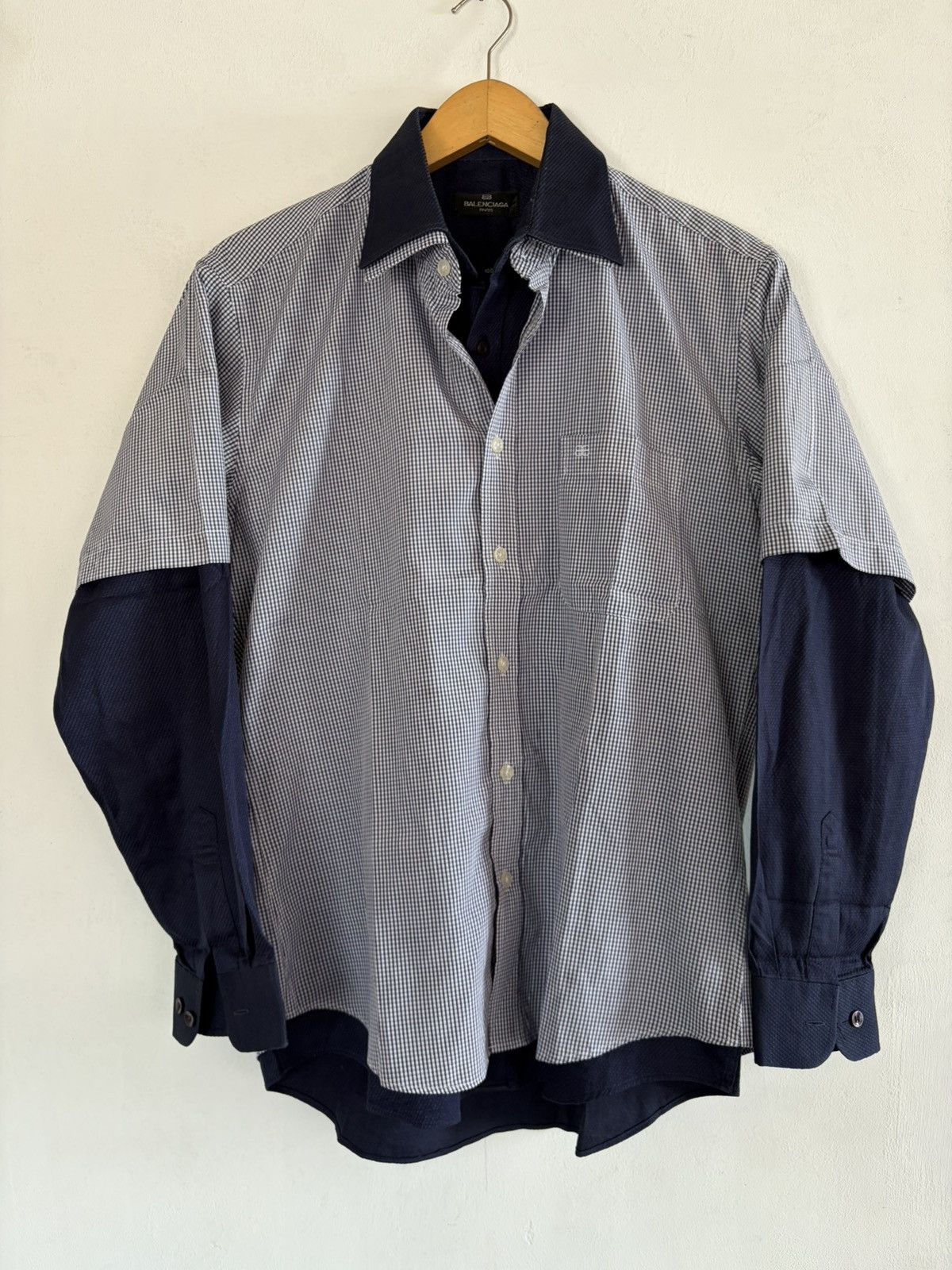 Balenciaga Balenciaga double layered vintage shirt button Size US L / EU 52-54 / 3 - 1 Thumbnail