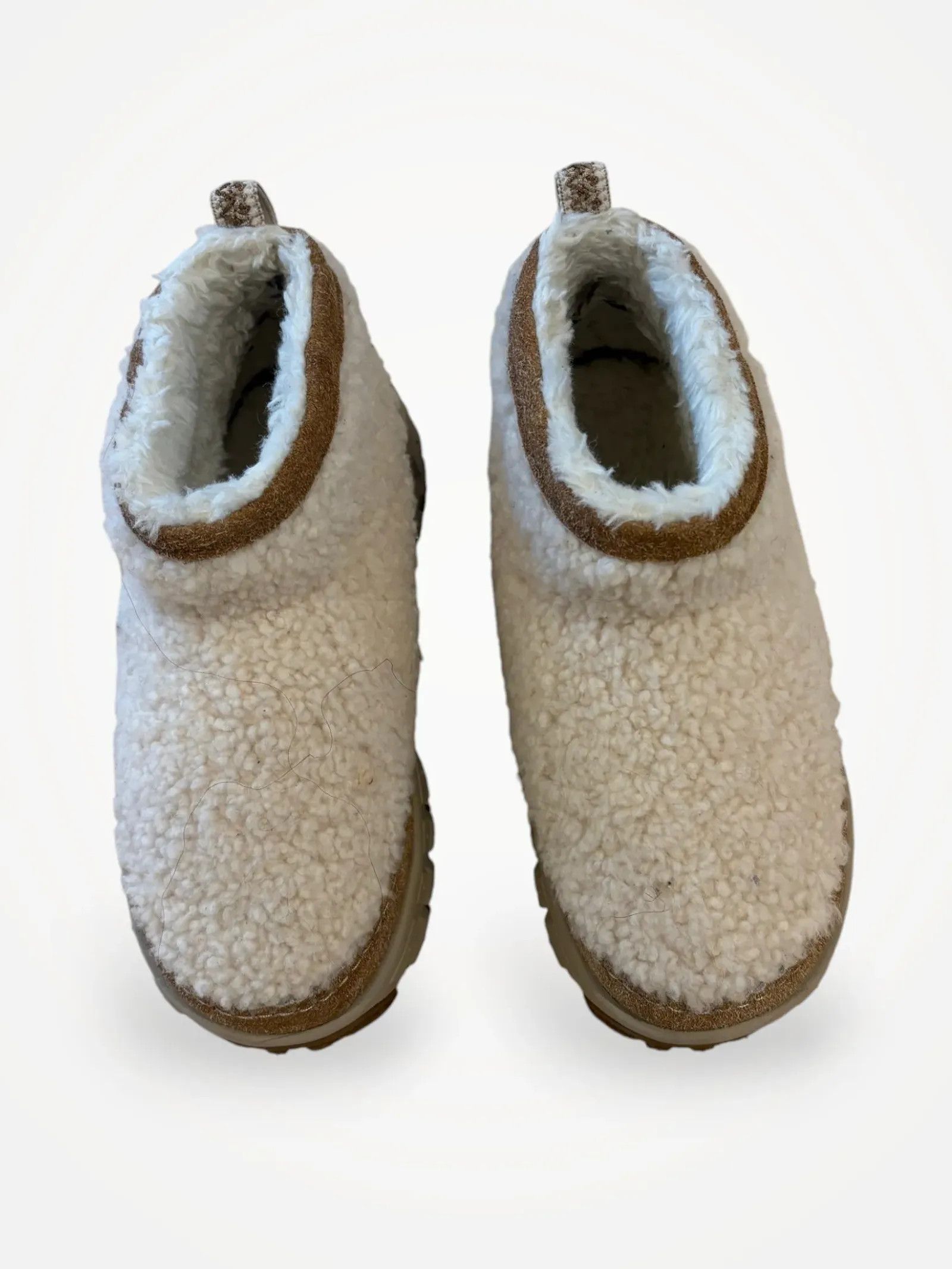 Ugg Ugg U Venture Daze Winter Boots Size US 10 / IT 40 - 1 Thumbnail