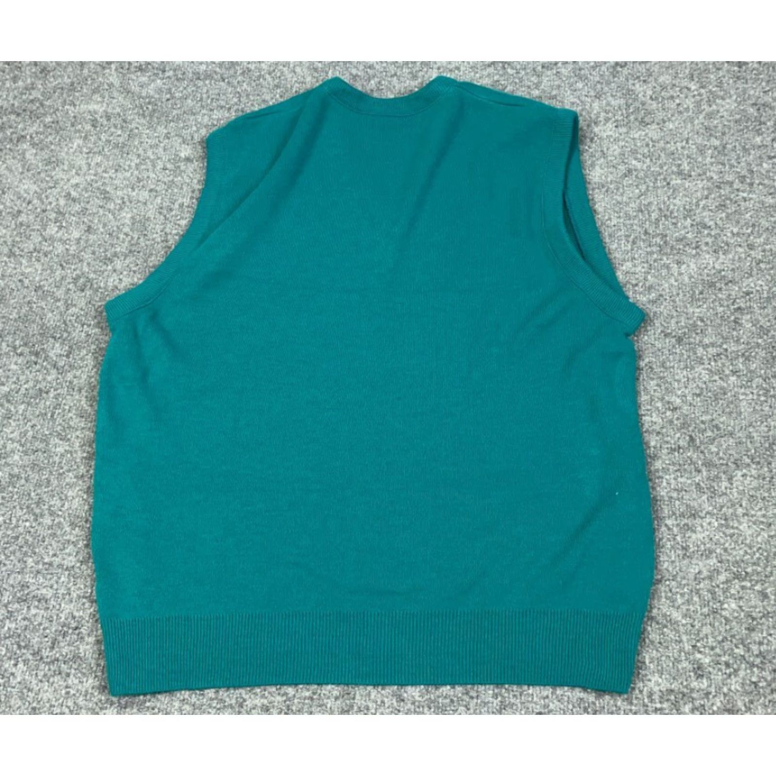 Vintage VTG Par Four Sweater Vest Shirt Adults XL Green V-Neck Knit Lightweight Preppy Casual 80s 90s Retro Dad Hipster Vintage Mens Size US XL / EU 56 / 4 - 2 Thumbnail
