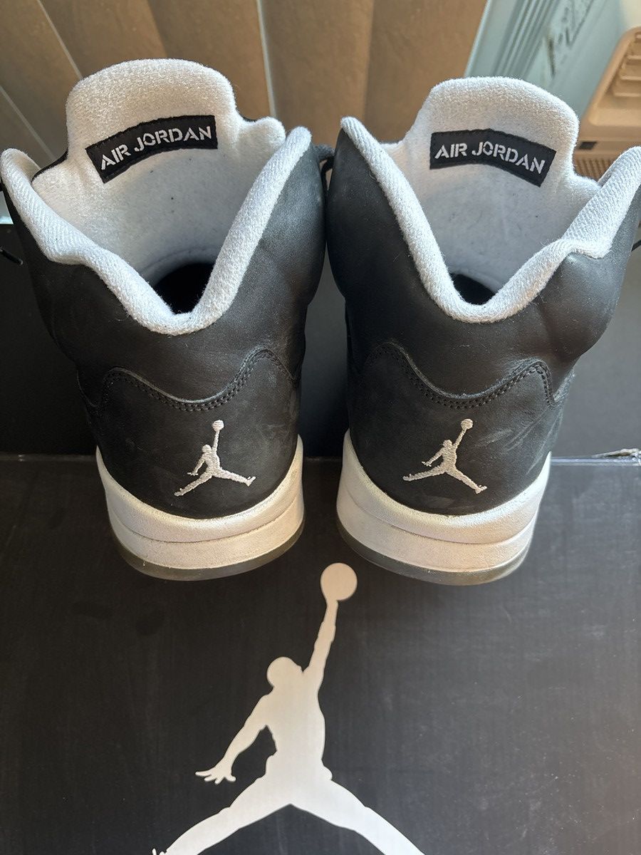 Nike Air Jordan Retro 5 Oreo Size US 11 / EU 44 - 2 Thumbnail