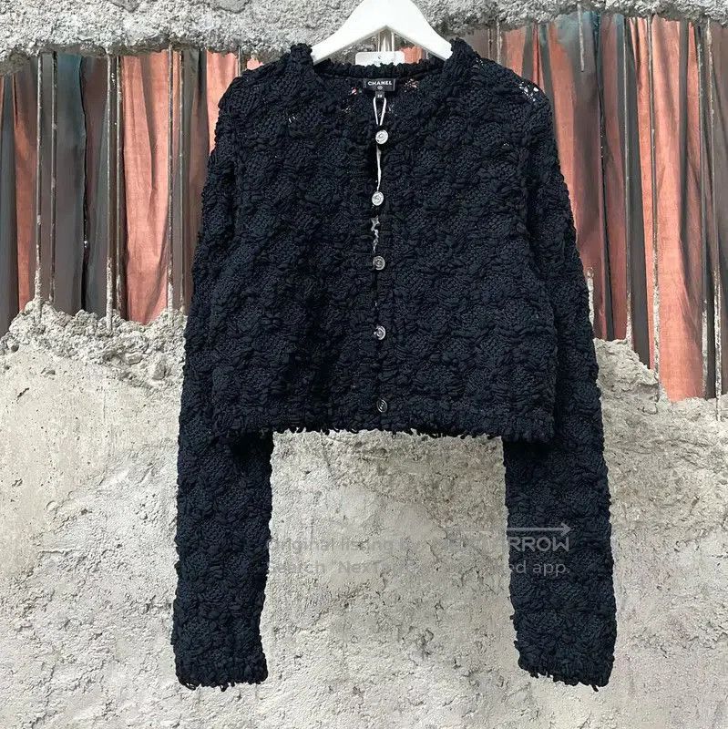 Chanel CHANEL Black Cropped Jacket for Women . Size XXS / US 00 / IT 34 - 1 Thumbnail