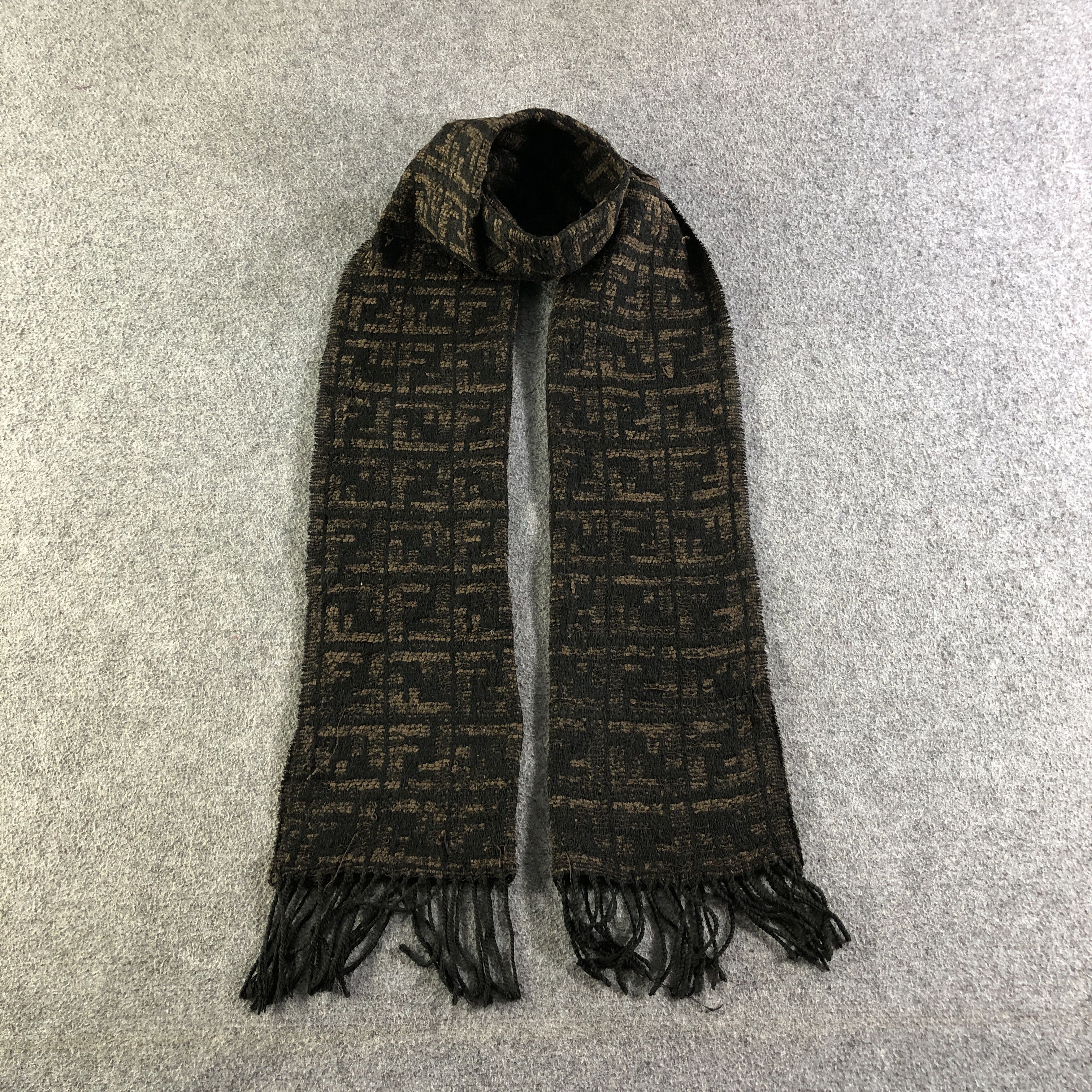 Fendi Fendi Monogram Full-Print Scarf Muffler Neckwear V2670 Size ONE SIZE - 1 Thumbnail