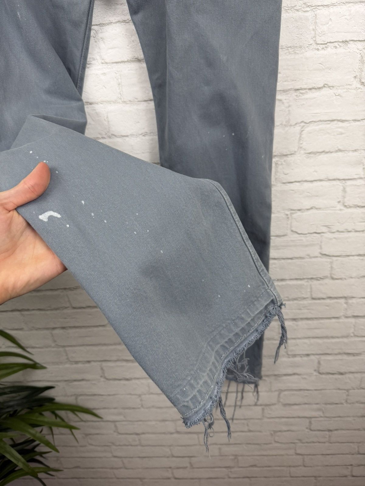 Levi's (33x33) PAINT THRASHED FADED Blue Levi’s 501 Jeans Size US 33 - 15 Thumbnail