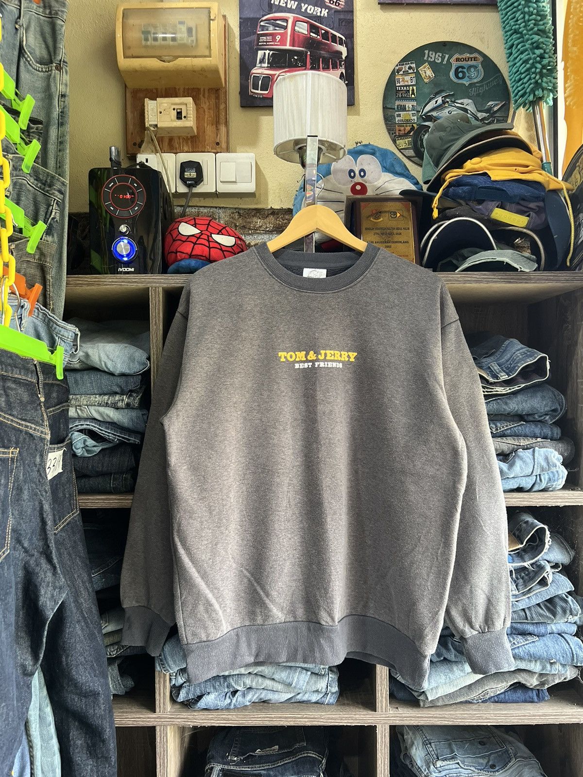 Cartoon Network 🔥Sun Faded Tom & Jerry Sweatshirts Size US L / EU 52-54 / 3 - 3 Thumbnail