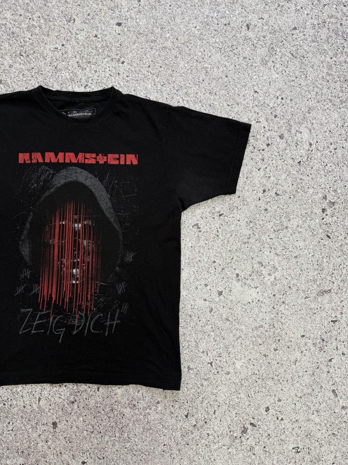 Band Tees × Vintage Vintage 2019 Rammstein Zeig Dich Rock Band Retro T-Shirt Size US XL / EU 56 / 4 - 5 Thumbnail