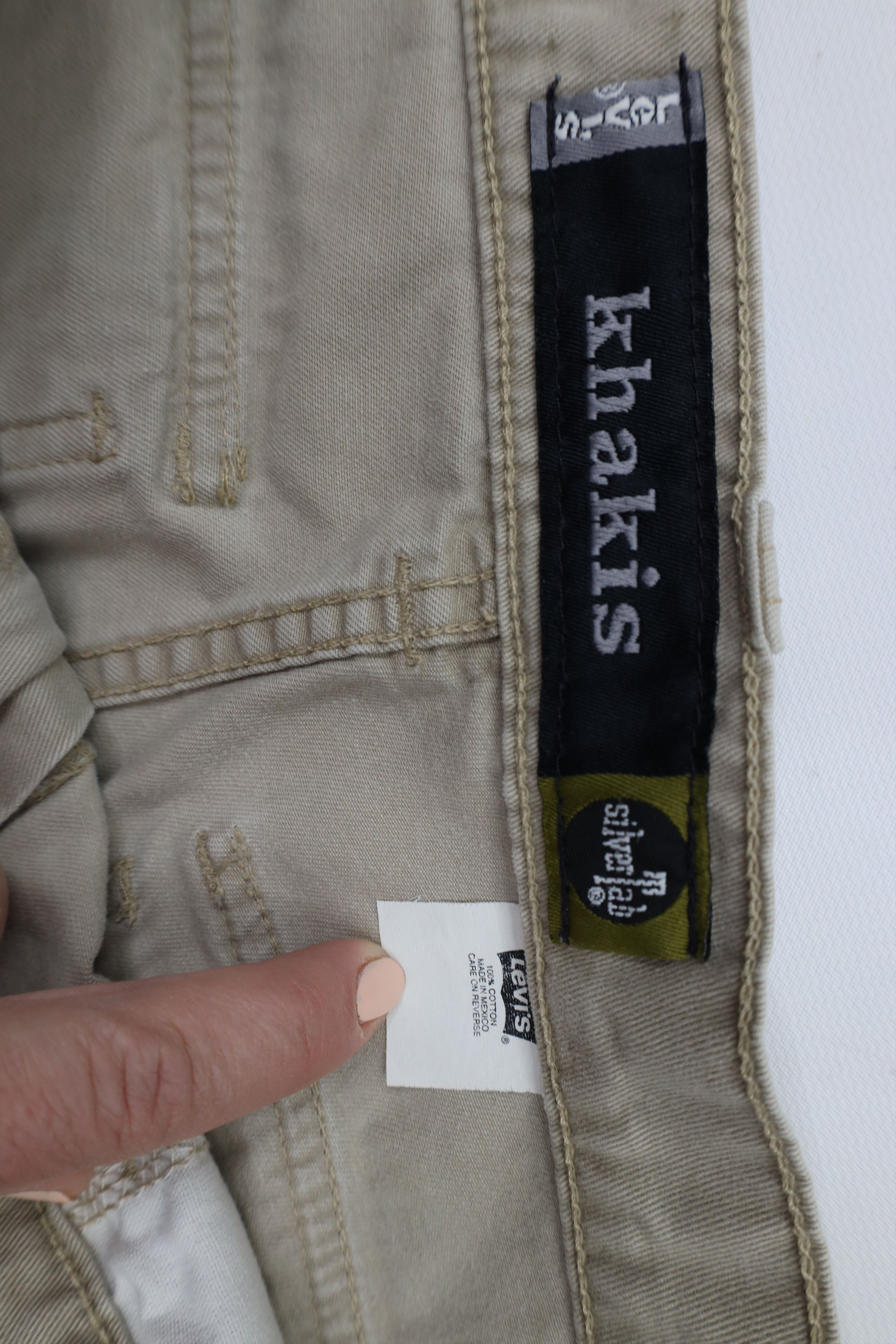 Levi's × Vintage Vintage 90s Levis SilverTab Fit Wide Leg Cargo Pants Beige Size US 36 / EU 52 - 8 Thumbnail