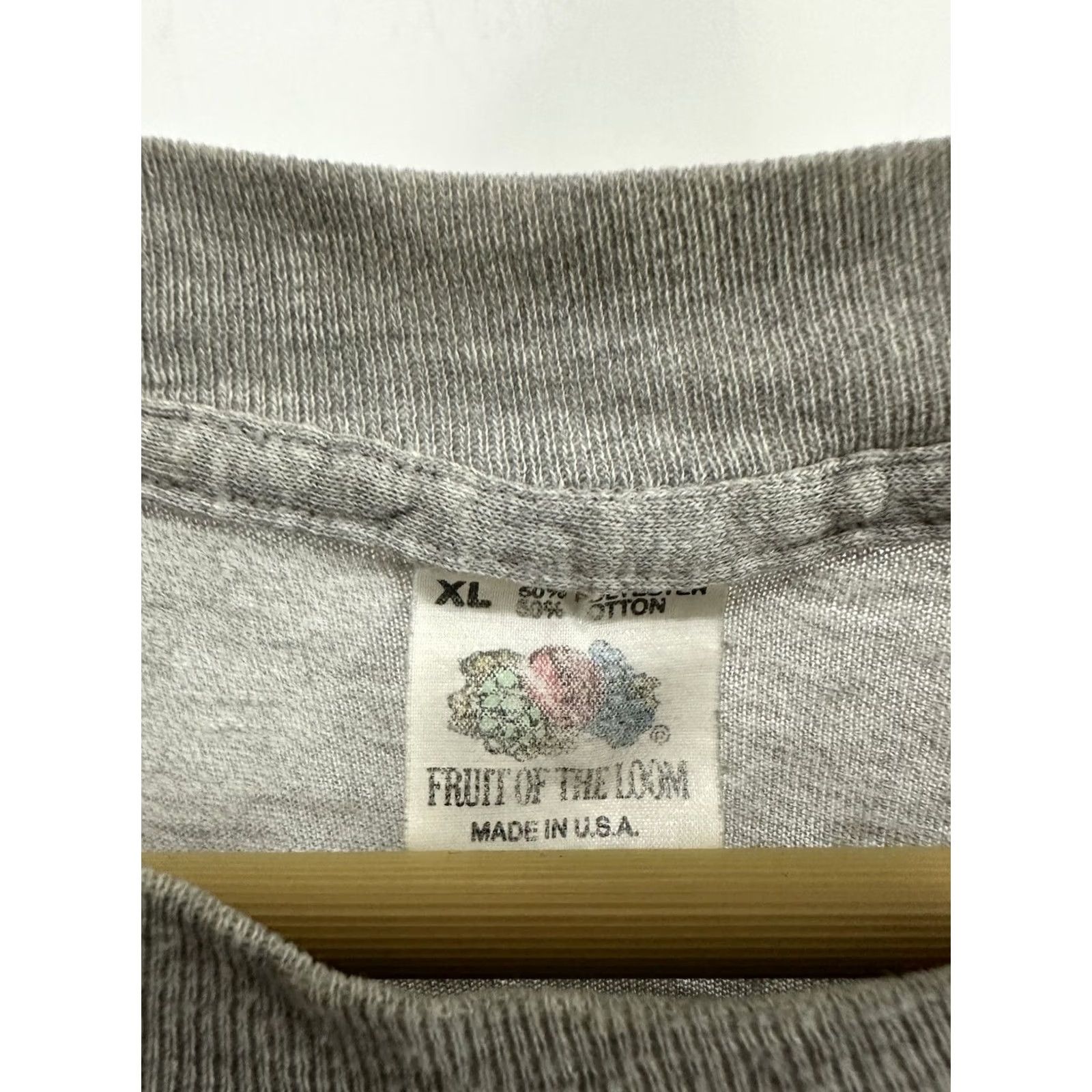 Fruit Of The Loom VTG 80s FOTL Paper Thin Burnout Worn Selvedge Pocket Heather Gray WIP T-Shirt XL shirt Mens Gray Burnout 80s Fits Boxy Pocketed Size US XL / EU 56 / 4 - 3 Thumbnail