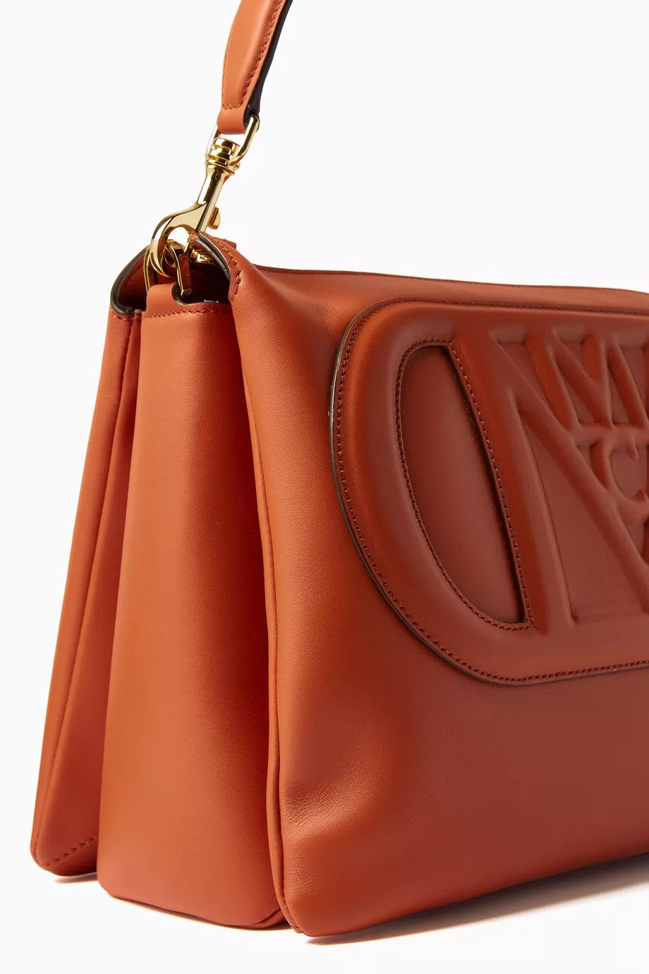 o1mt1gz0425 Size: OS / Crossbody Bag in Brown