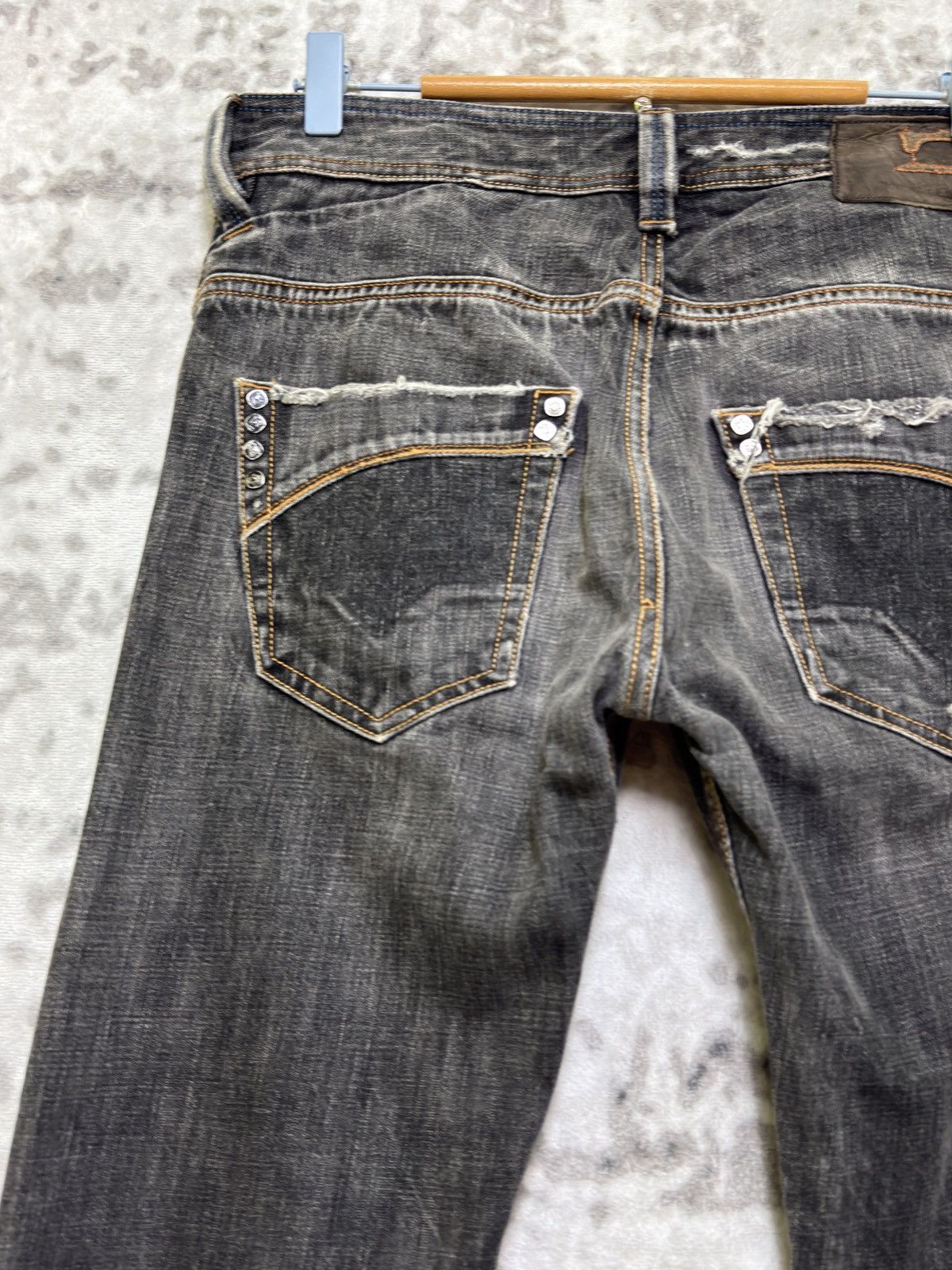 Diesel Vintage Diesel Industry Distressed Ripped Claw Mark Denim Size US 30 / EU 46 - 11 Thumbnail
