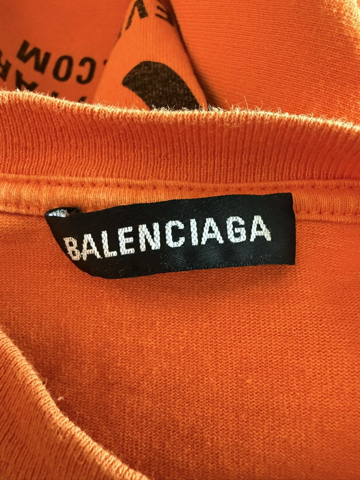 Balenciaga Size S - Balenciaga Crew T Shirt Orange Size US S / EU 44-46 / 1 - 3 Thumbnail