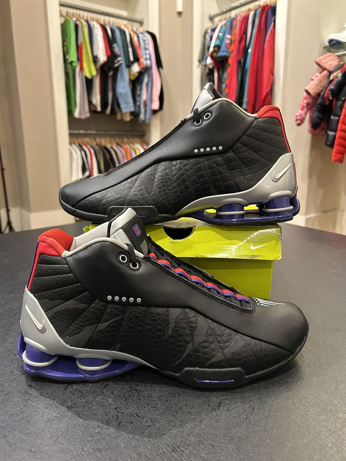 Nike Nike Shox BB4 ‘Raptors’ Size US 11.5 / EU 44-45 - 1 Thumbnail