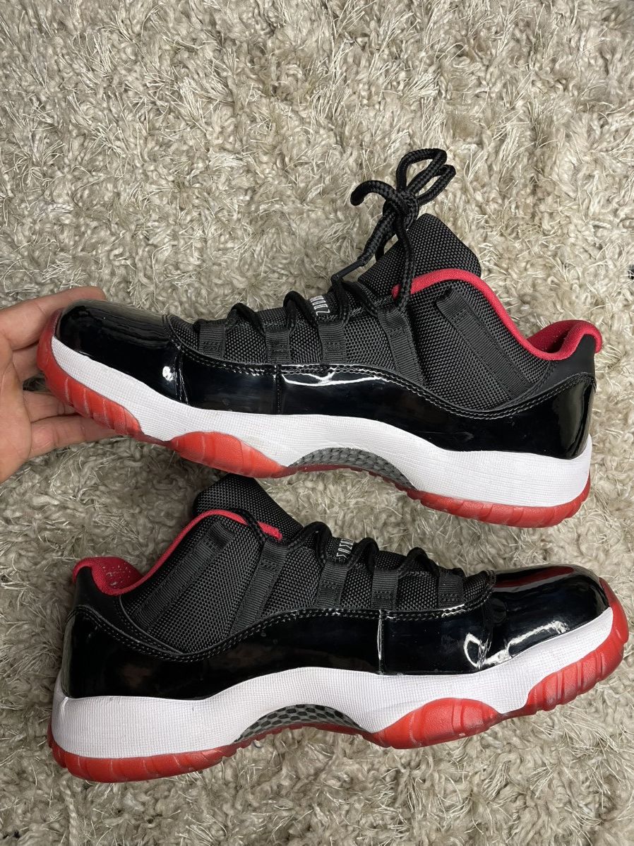 Jordan Brand Jordan 11 Low Bred 2015 Size US 10 / EU 43 - 3 Thumbnail