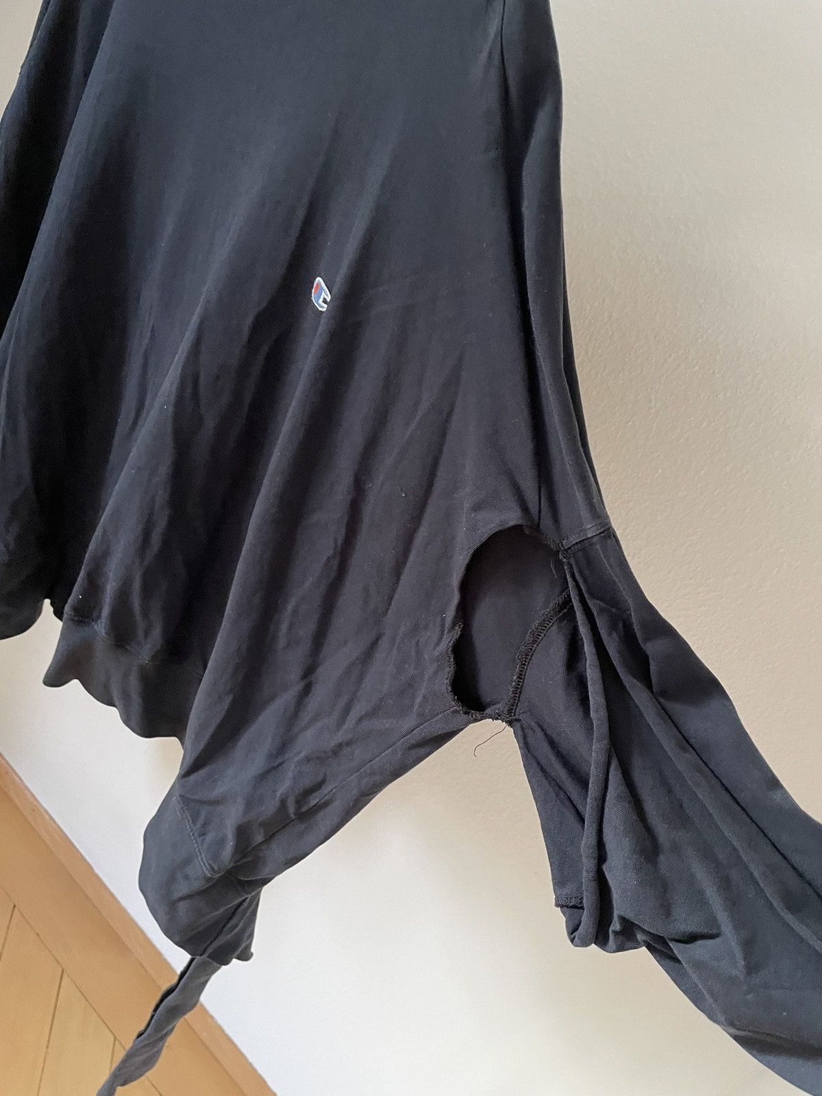 Champion × Vetements Vetements x champions archive cut out sweater Size S / US 4 / IT 40 - 5 Thumbnail