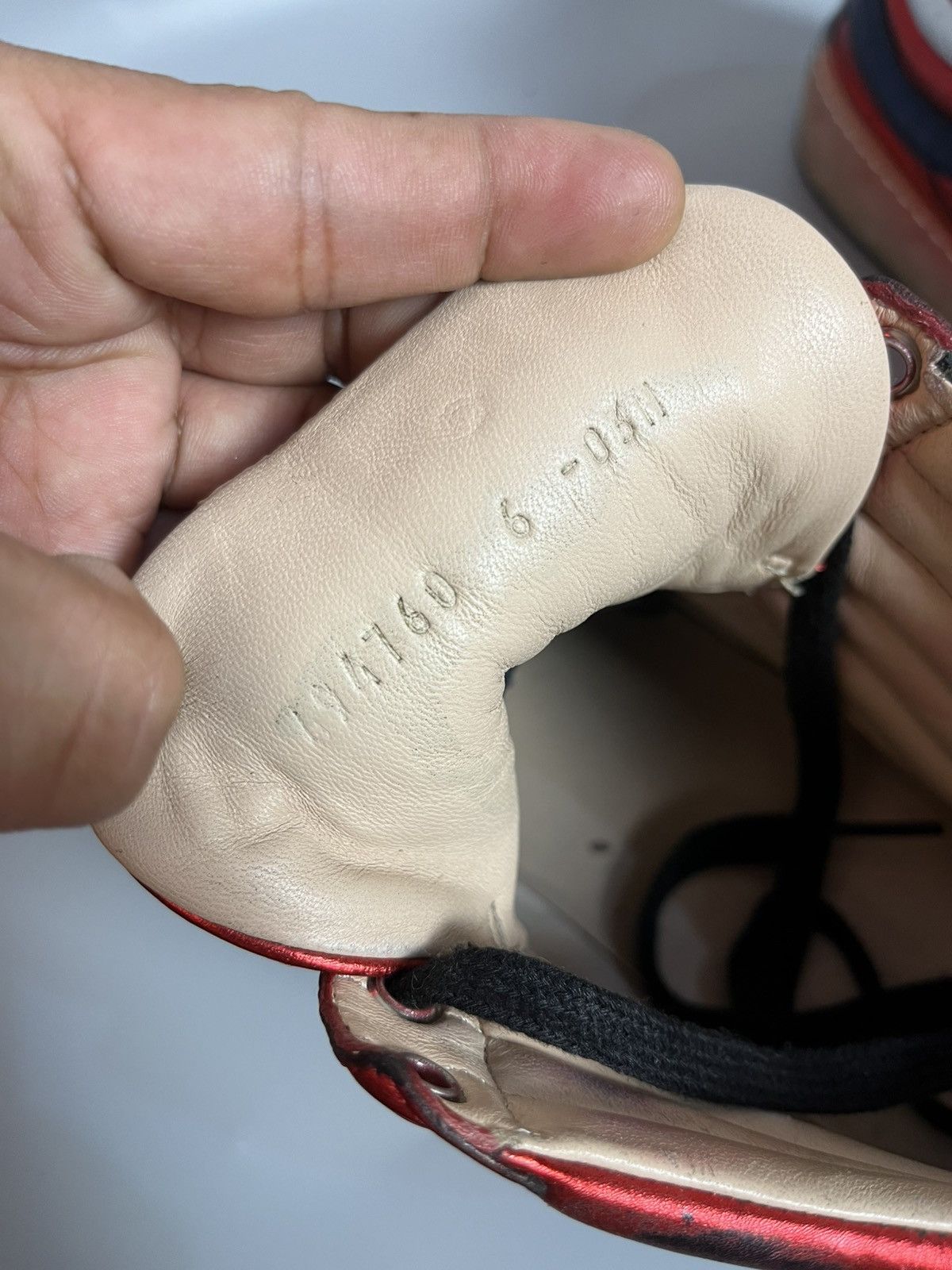 Gucci Gucci metallic web high top sneaker Size US 7 / EU 40 - 7 Thumbnail