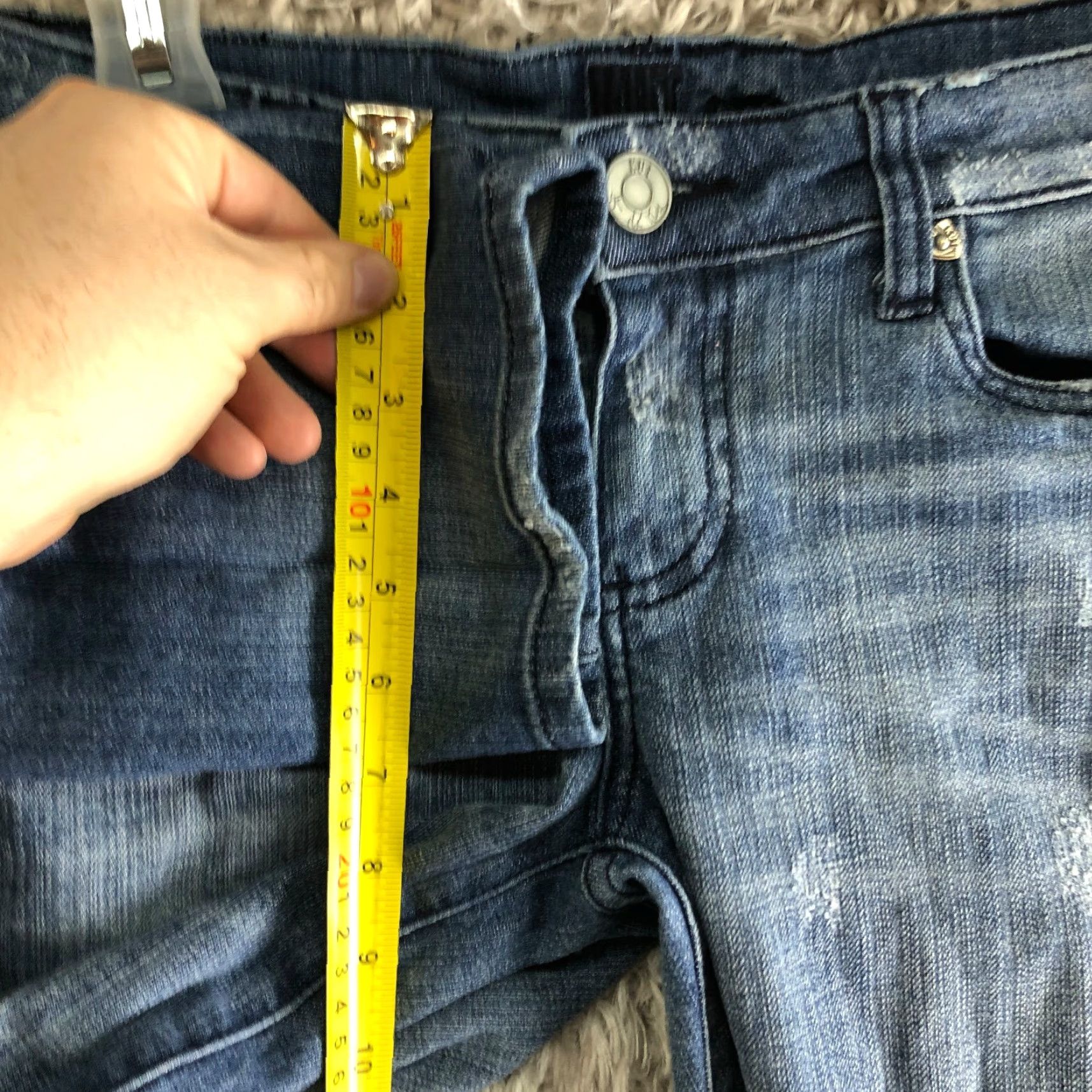 Vintage KUT from the Kloth Womens Size 2 Mid Rise Straight Denim Jeans Blue Distressed-Not Distressed? (Note: Distressed is No in specs) Size 26" / US 2 / IT 38 - 4 Thumbnail
