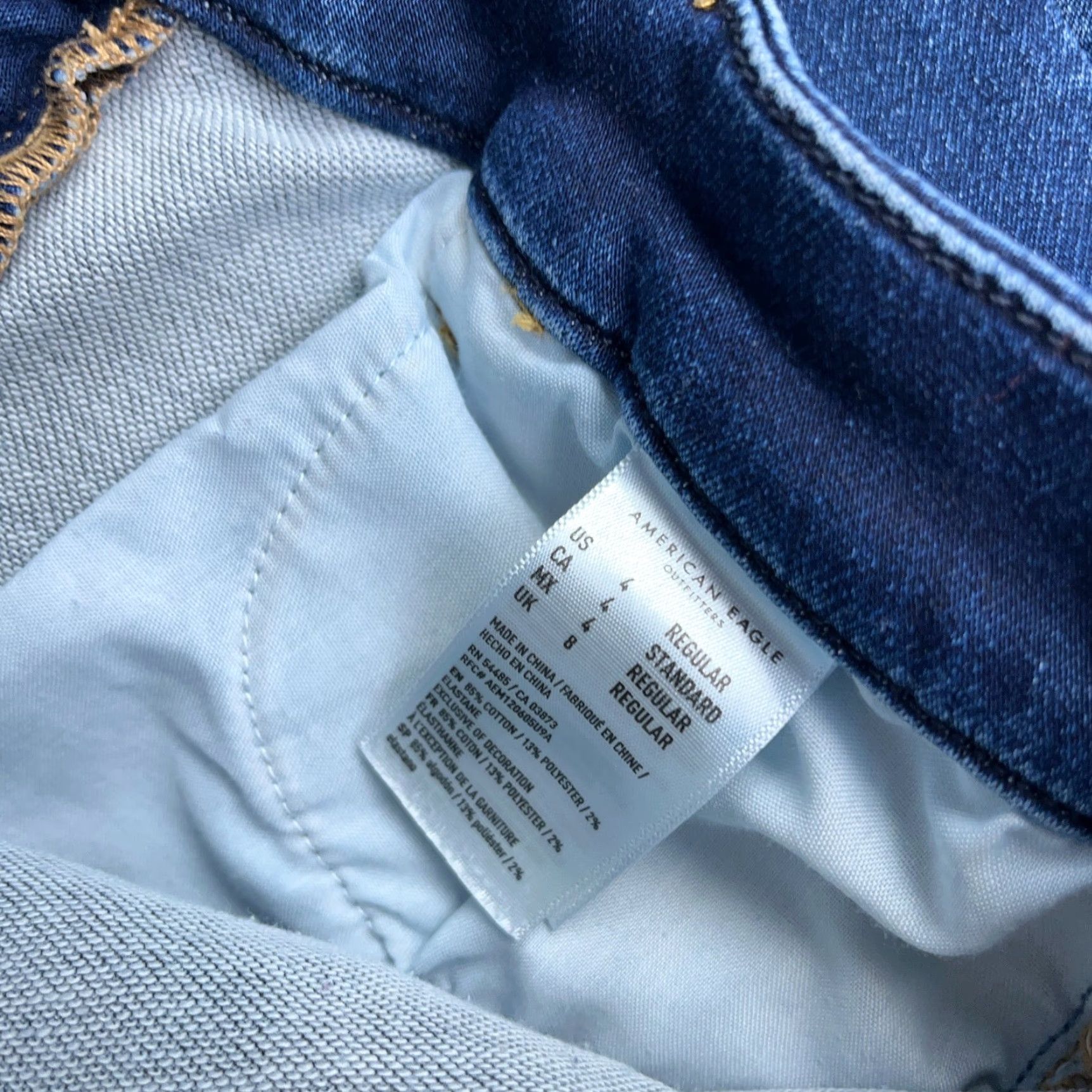 American Eagle Outfitters American Eagle Outfitters Jeans Women 4 Curvy High Rise Jegging Distressed Holes Blue 5-Pocket Regular Inseam 28 in Mens Womens Girls Boys Size 27" / US 4 / IT 40 - 5 Thumbnail